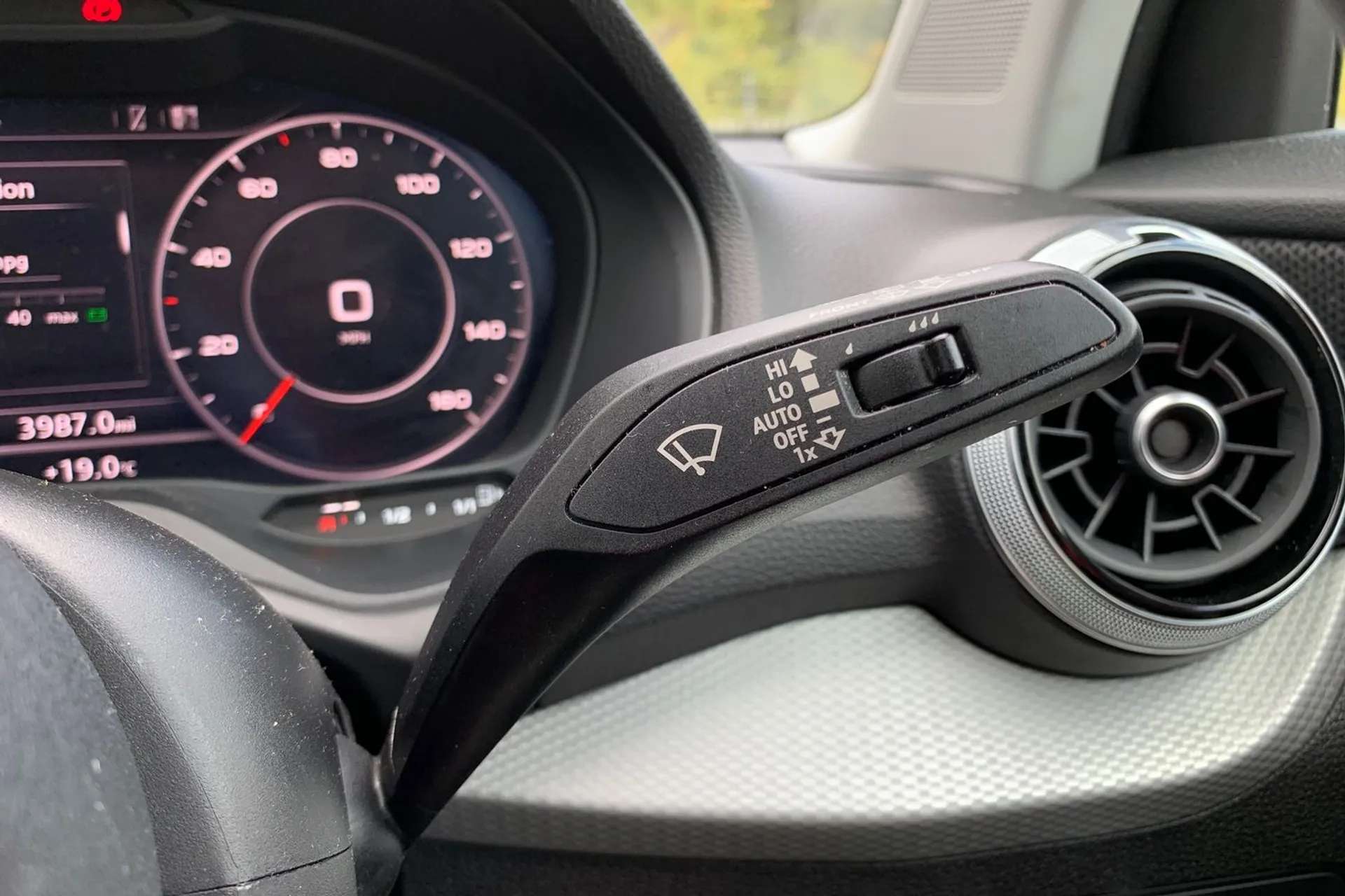 2021 AUDI Q2 2021 AUDI Q2