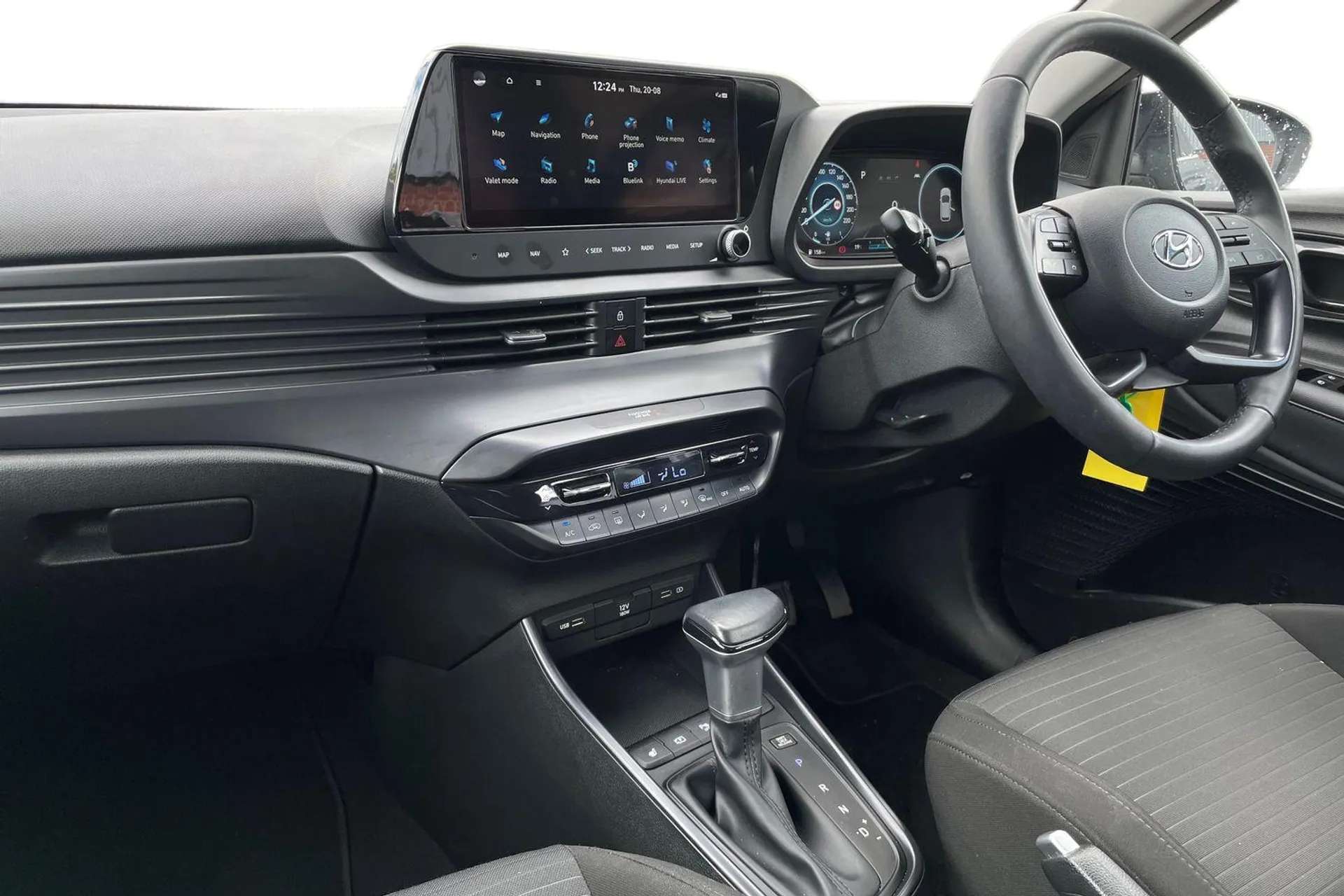 A 2022 HYUNDAI I20 1.0T GDi 48V MHD Premium 5dr DCT [Forward collision assist with pedestrian monitoring and cycle detection, Bluetooth connectivity with voice recogniti A 2022 HYUNDAI I20 1.0T GDi 48V MHD Premium 5dr DCT [Forward collision assist with pedestrian monitoring and cycle detection, Bluetooth connectivity with voice recogniti