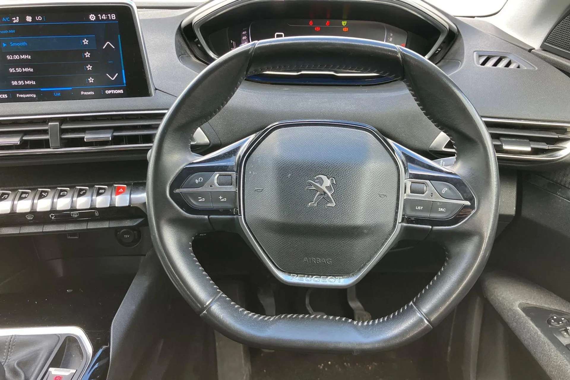 2021 PEUGEOT 5008 2021 PEUGEOT 5008