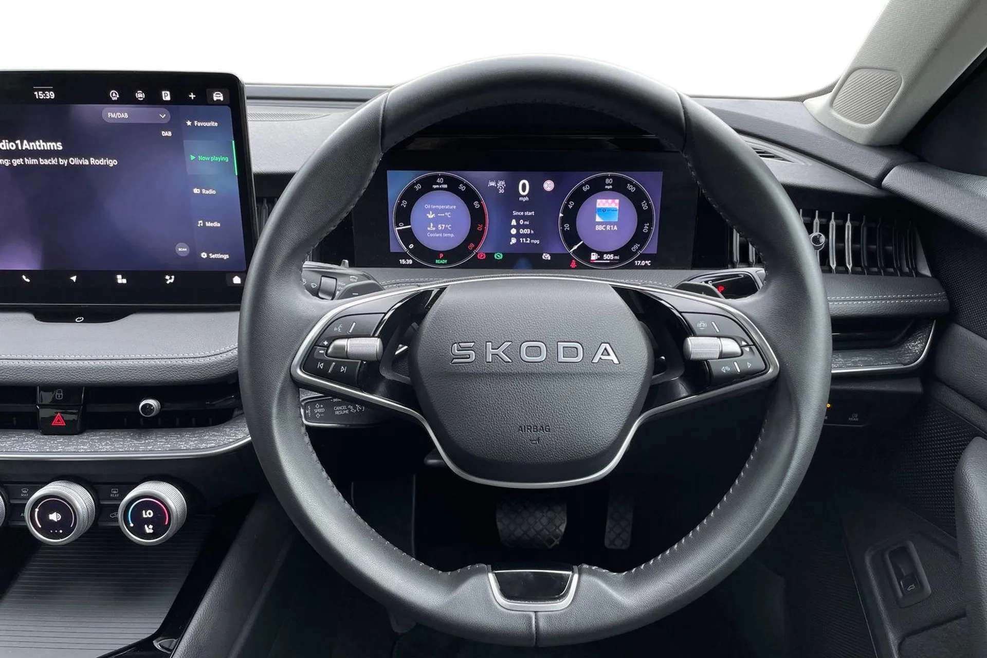 2025 SKODA SUPERB 2025 SKODA SUPERB