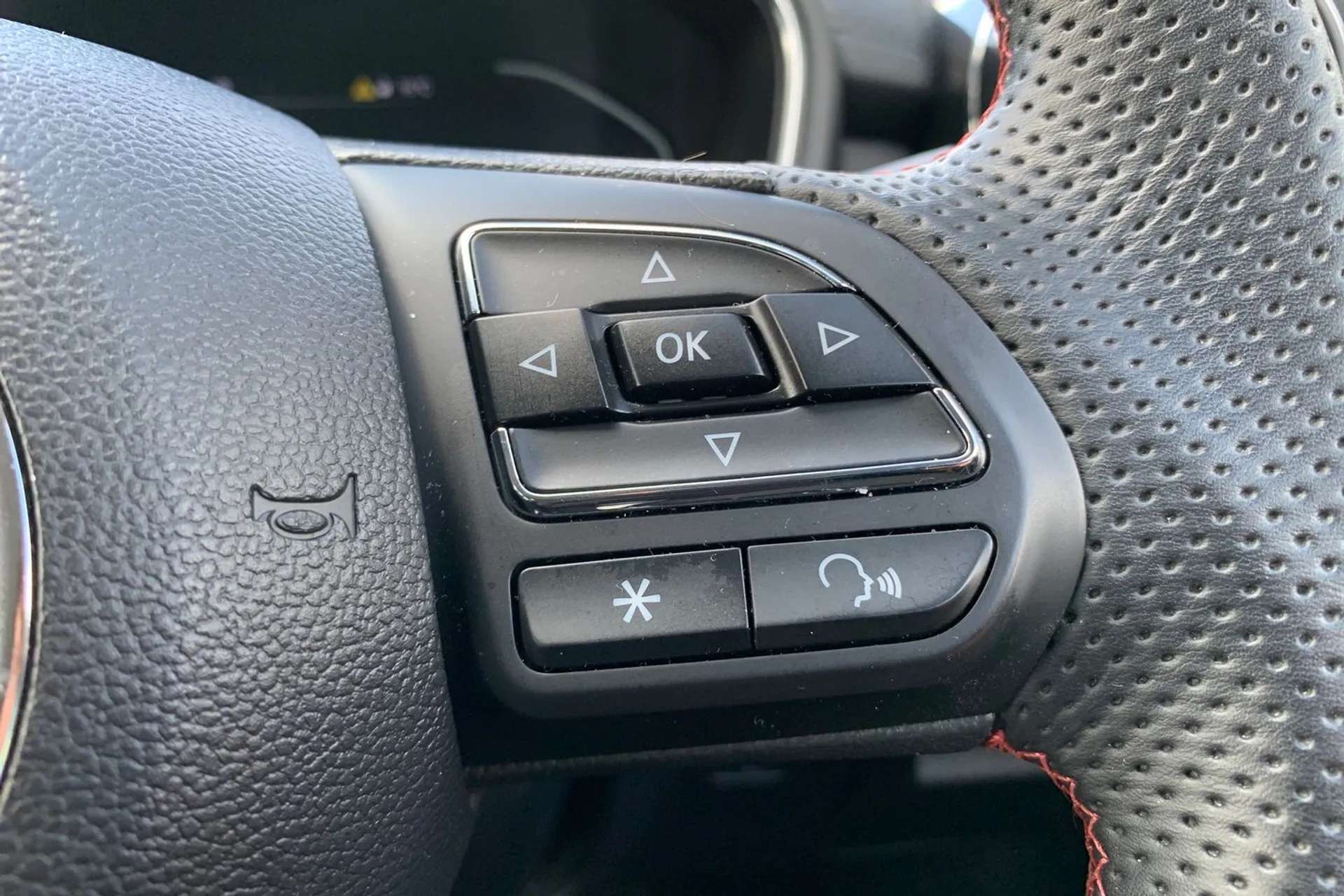2024 MG MOTOR UK HS 2024 MG MOTOR UK HS