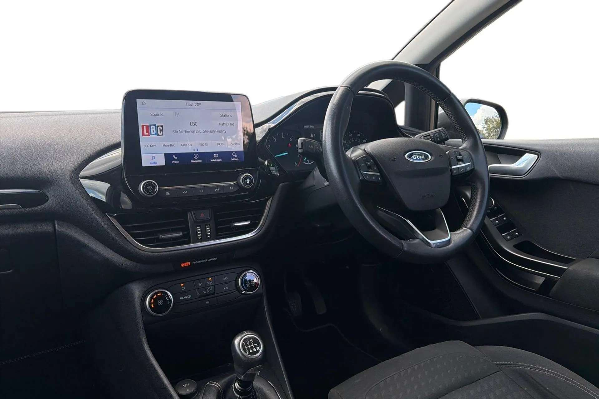 A 2021 FORD FIESTA 1.0 EcoBoost Hybrid mHEV 125 Titanium 5dr [Power foldable door mirrors with puddle lights, 3 spoke leather trimmed steering wheel with audio control, A 2021 FORD FIESTA 1.0 EcoBoost Hybrid mHEV 125 Titanium 5dr [Power foldable door mirrors with puddle lights, 3 spoke leather trimmed steering wheel with audio control,