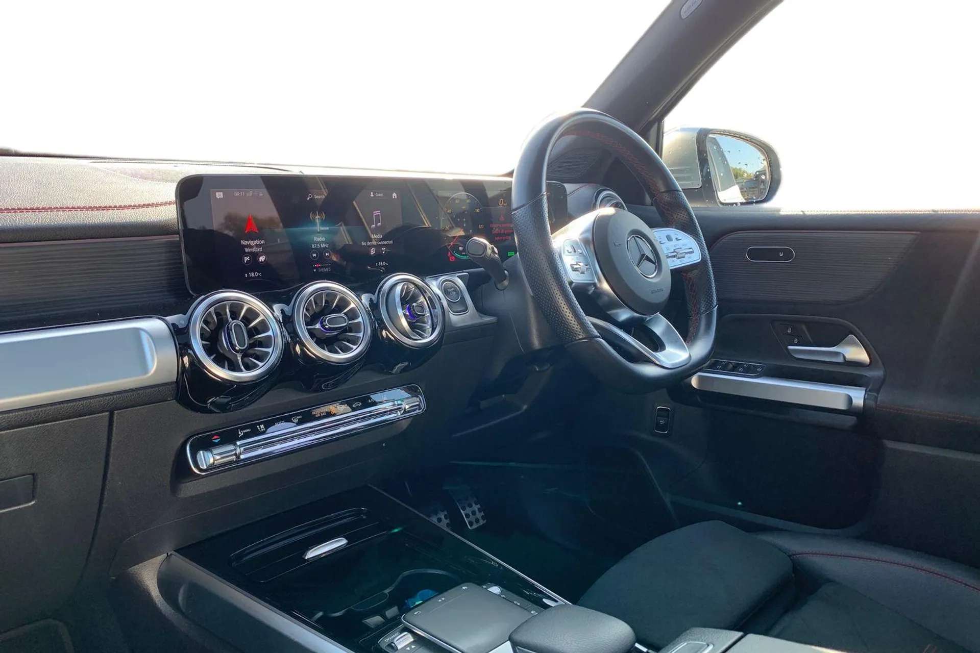 A 2023 MERCEDES-BENZ EQB EQB 350 4M 215kW AMG Line Premium 66.5kWh 5dr Auto [Seat comfort pack, EQ nav services - map(range dis),dis charging stations, Wireless charging syste A 2023 MERCEDES-BENZ EQB EQB 350 4M 215kW AMG Line Premium 66.5kWh 5dr Auto [Seat comfort pack, EQ nav services - map(range dis),dis charging stations, Wireless charging syste