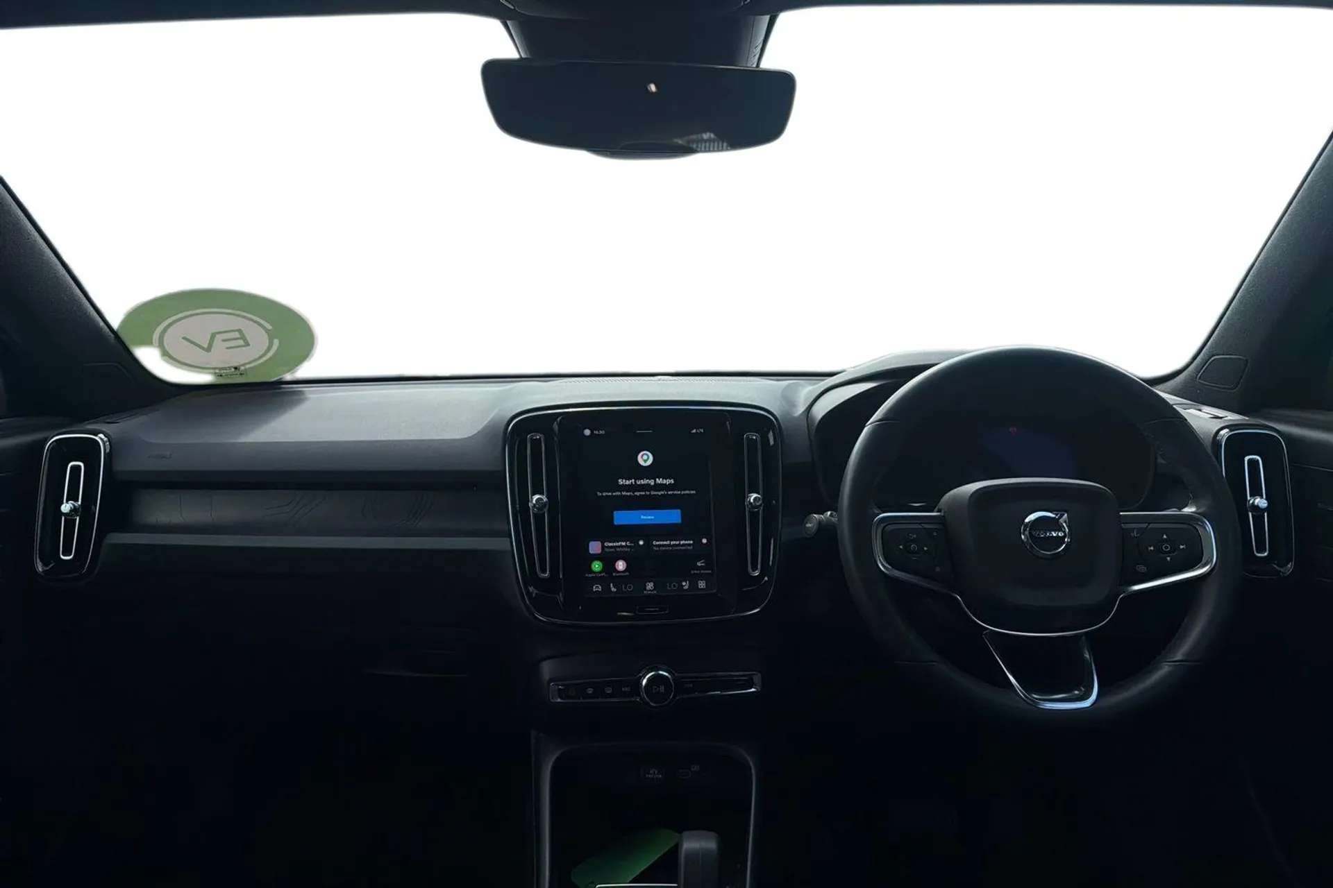 2022 VOLVO C40 2022 VOLVO C40