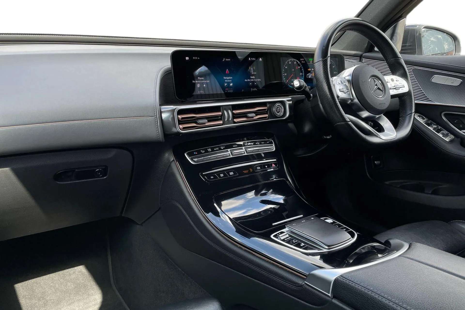 A 2020 MERCEDES-BENZ EQC EQC 400 300kW AMG Line Premium 80kWh 5dr Auto [ Parking package with active park assist with reversing camera , Interior light package, Burmester surr A 2020 MERCEDES-BENZ EQC EQC 400 300kW AMG Line Premium 80kWh 5dr Auto [ Parking package with active park assist with reversing camera , Interior light package, Burmester surr