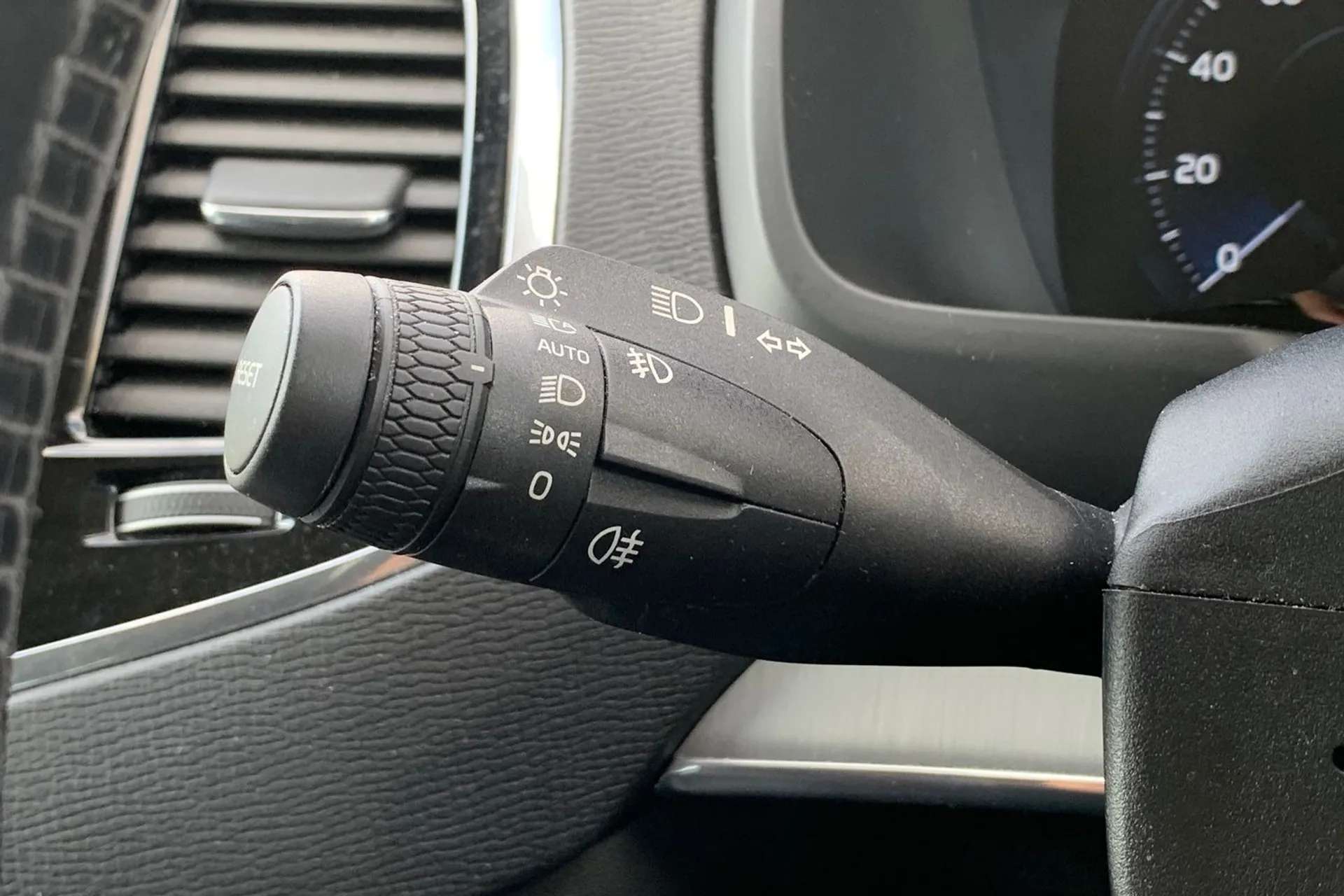 2020 VOLVO XC90 2020 VOLVO XC90