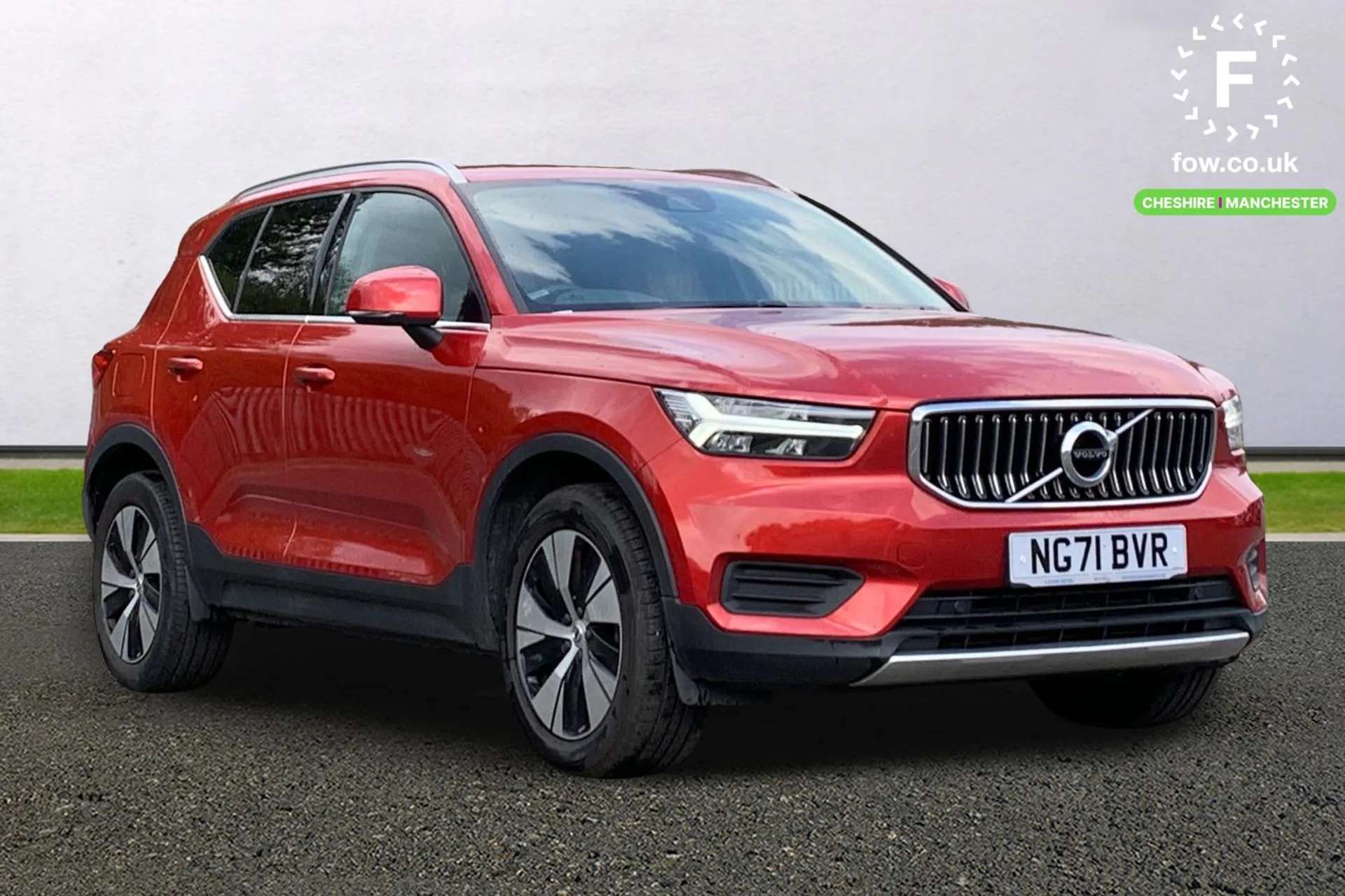 2021 VOLVO XC40 2021 VOLVO XC40