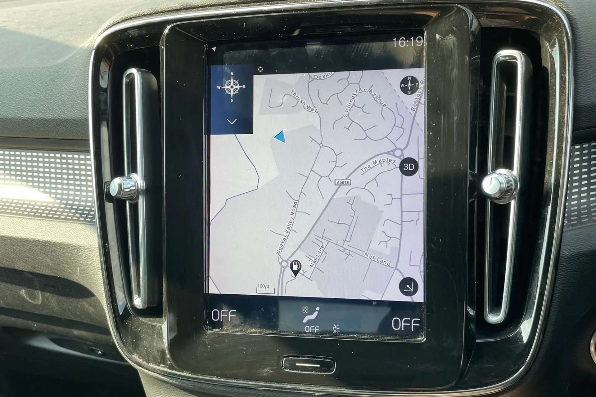 2019 VOLVO XC40 2019 VOLVO XC40