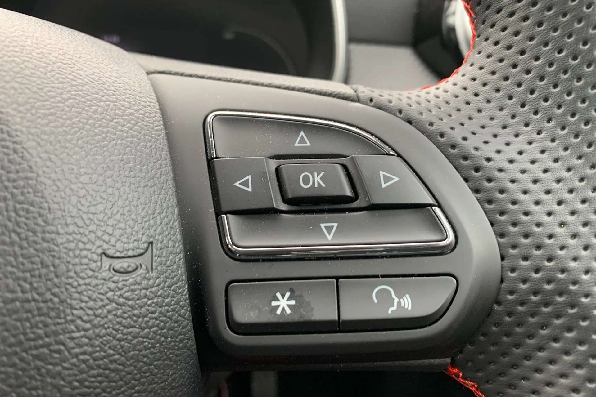 2025 MG MOTOR UK ZS 2025 MG MOTOR UK ZS