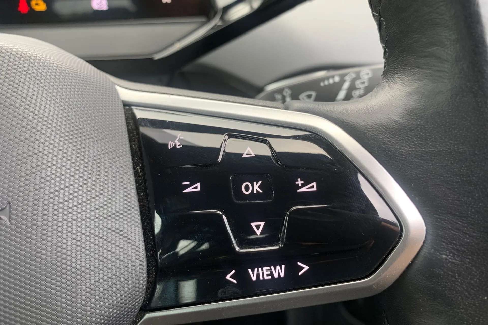 2023 VOLKSWAGEN ID.4 2023 VOLKSWAGEN ID.4