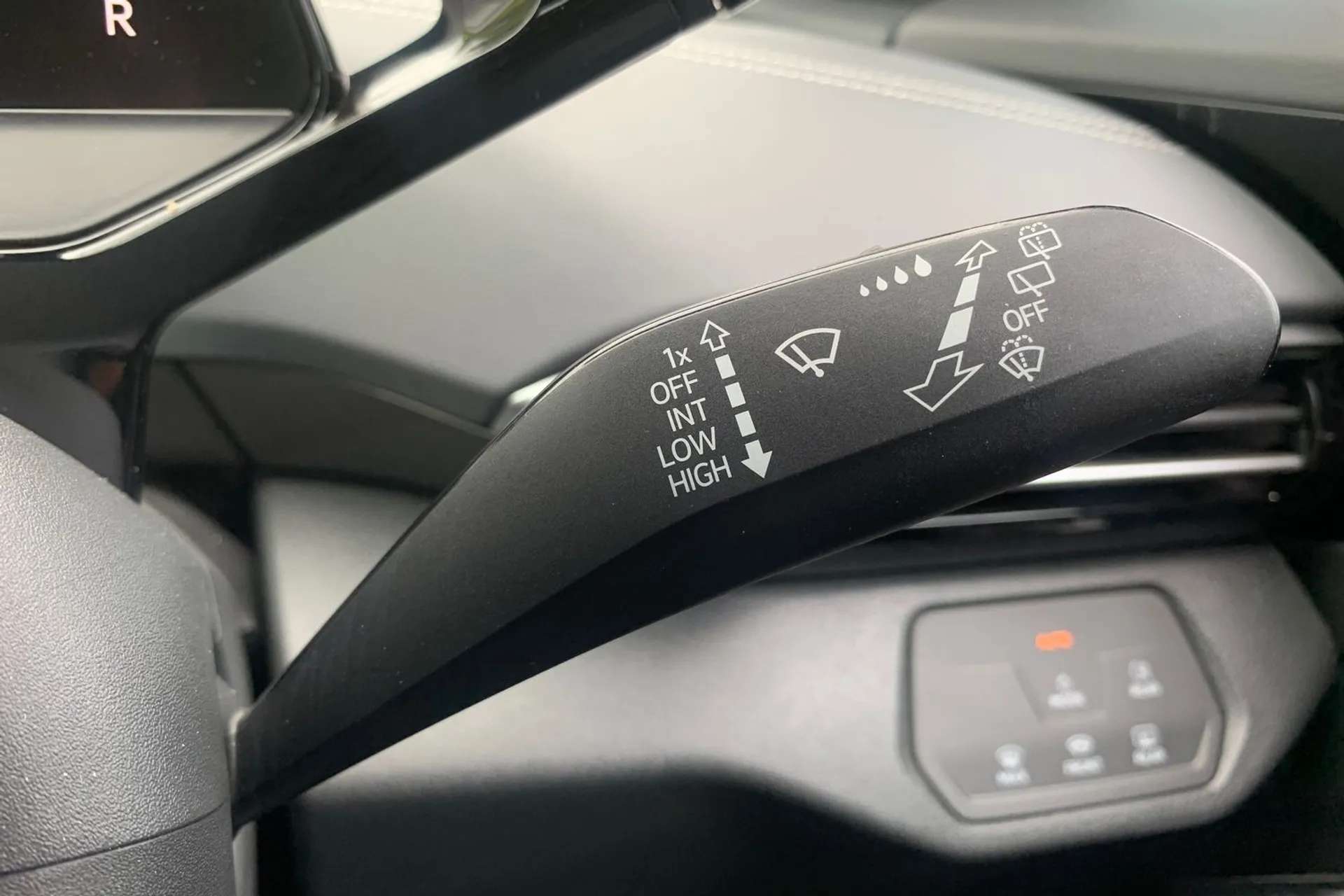 2023 VOLKSWAGEN ID.4 2023 VOLKSWAGEN ID.4