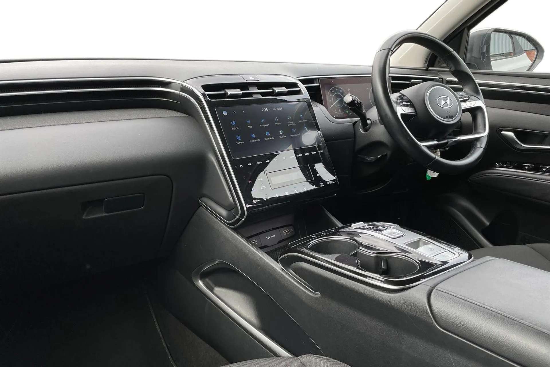 A 2021 HYUNDAI TUCSON 1.6 TGDi Hybrid 230 SE Connect 5dr 2WD Auto [Forward Collision Avoidance Assist (FCA), Rear parking sensors, Electrically adjustable, heated and power A 2021 HYUNDAI TUCSON 1.6 TGDi Hybrid 230 SE Connect 5dr 2WD Auto [Forward Collision Avoidance Assist (FCA), Rear parking sensors, Electrically adjustable, heated and power