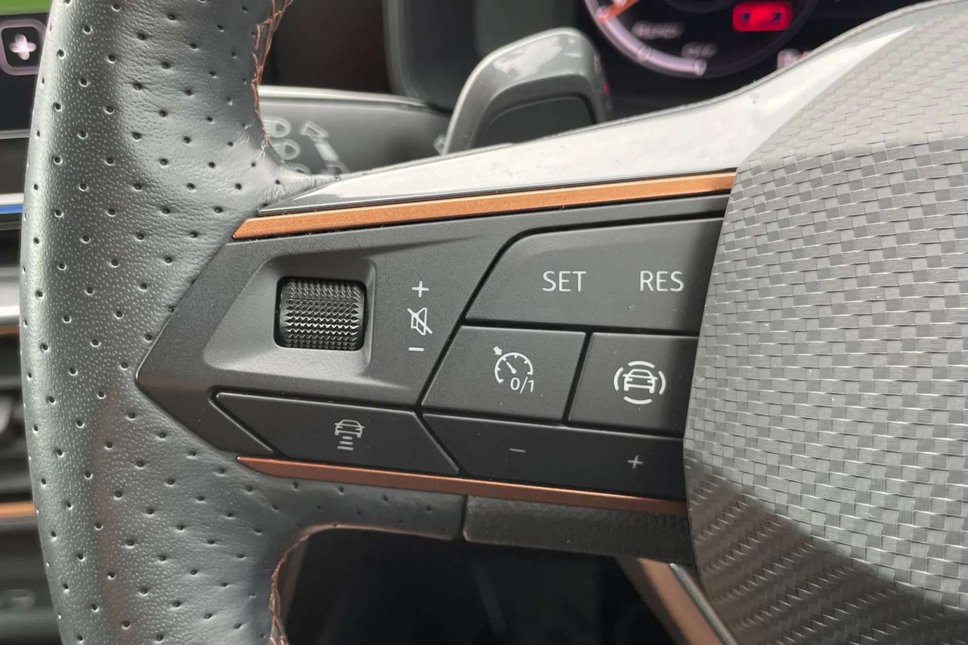 2024 CUPRA FORMENTOR 2024 CUPRA FORMENTOR