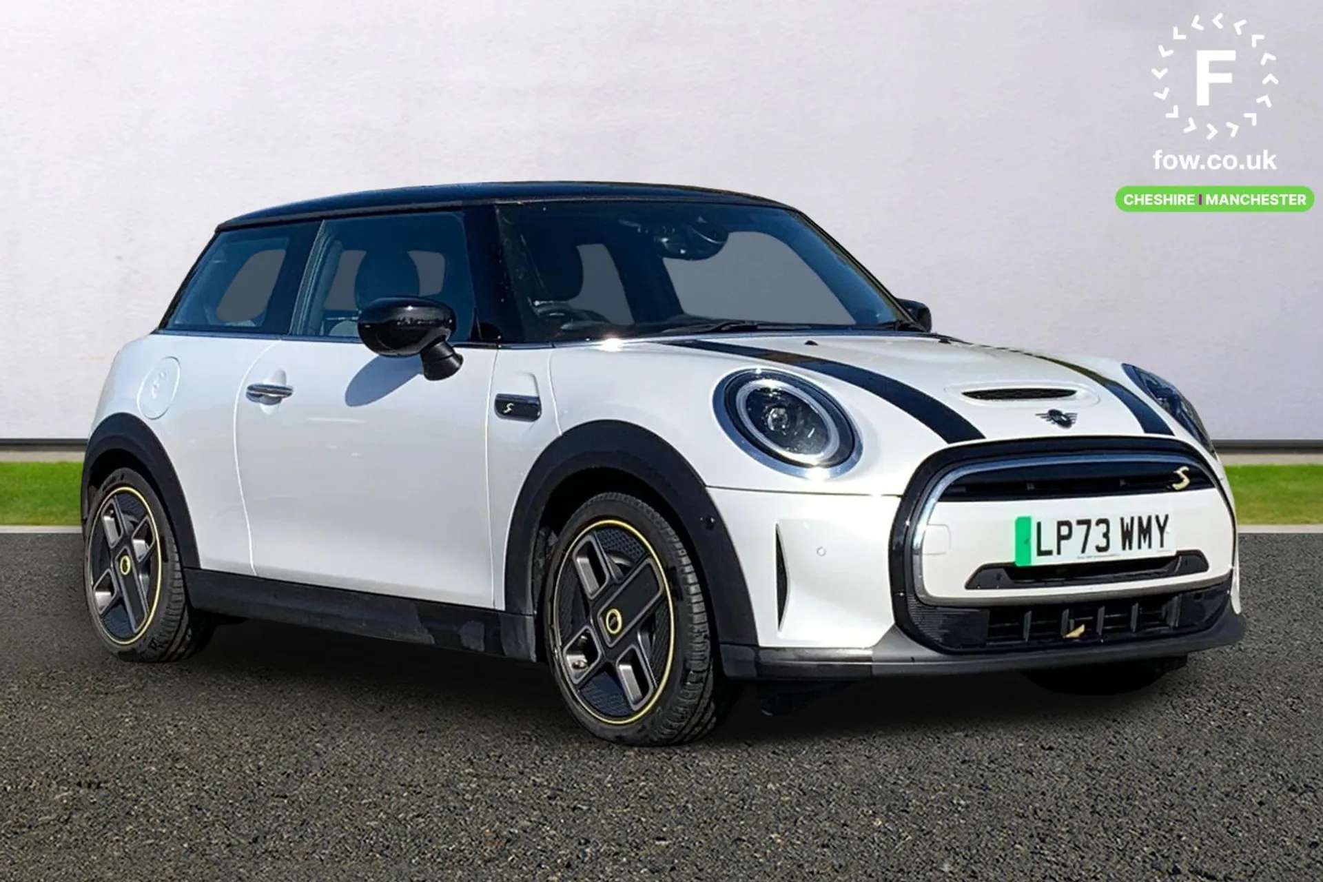 A 2023 MINI HATCH 135kW Cooper S Level 3 33kWh 3dr Auto [Mini Yours Lounge Leather, 17" Electric Spoke Alloys, Park assist system, Harman Kardon sound system, Compatibl A 2023 MINI HATCH 135kW Cooper S Level 3 33kWh 3dr Auto [Mini Yours Lounge Leather, 17" Electric Spoke Alloys, Park assist system, Harman Kardon sound system, Compatibl