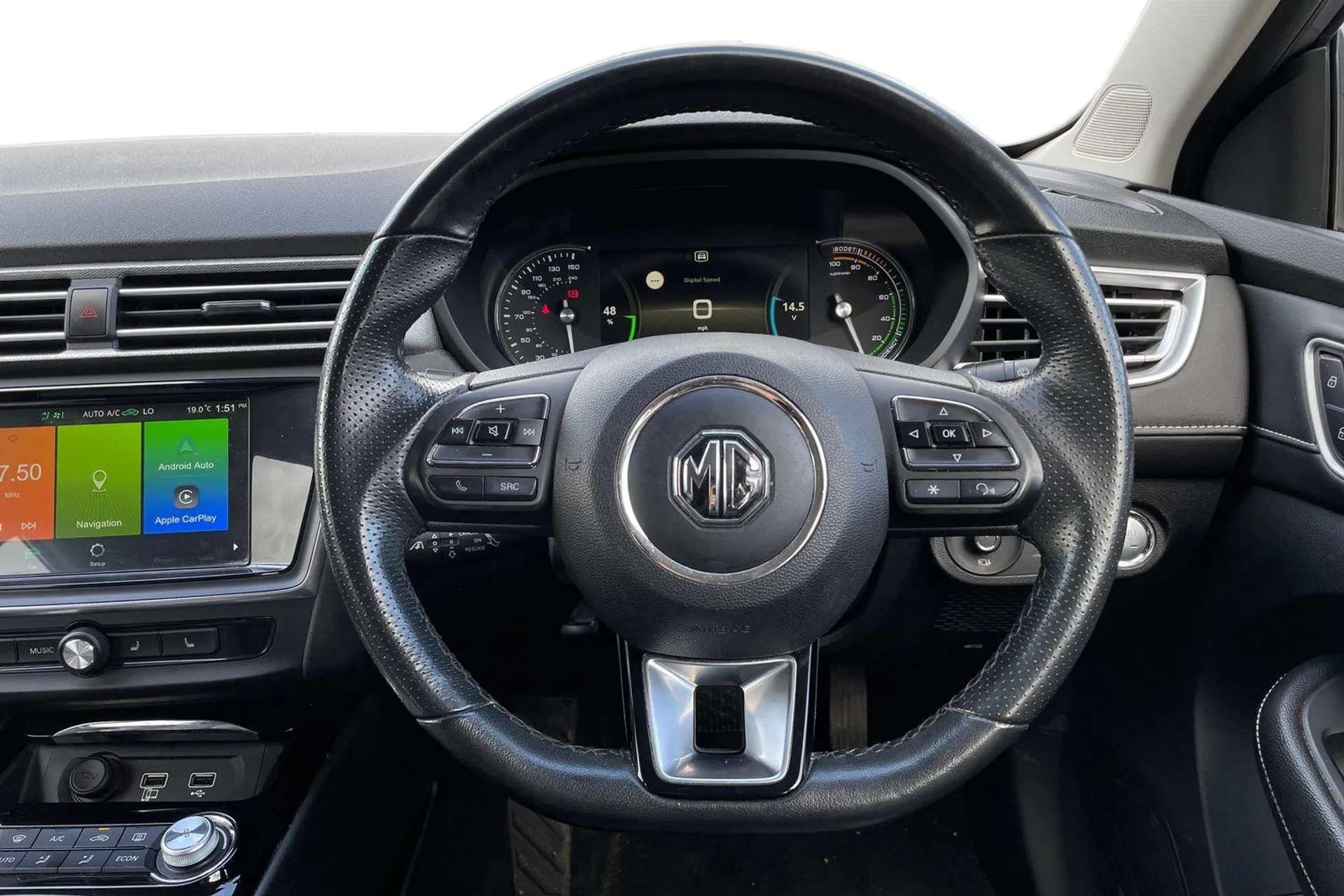 2022 MG MOTOR UK MG5 2022 MG MOTOR UK MG5