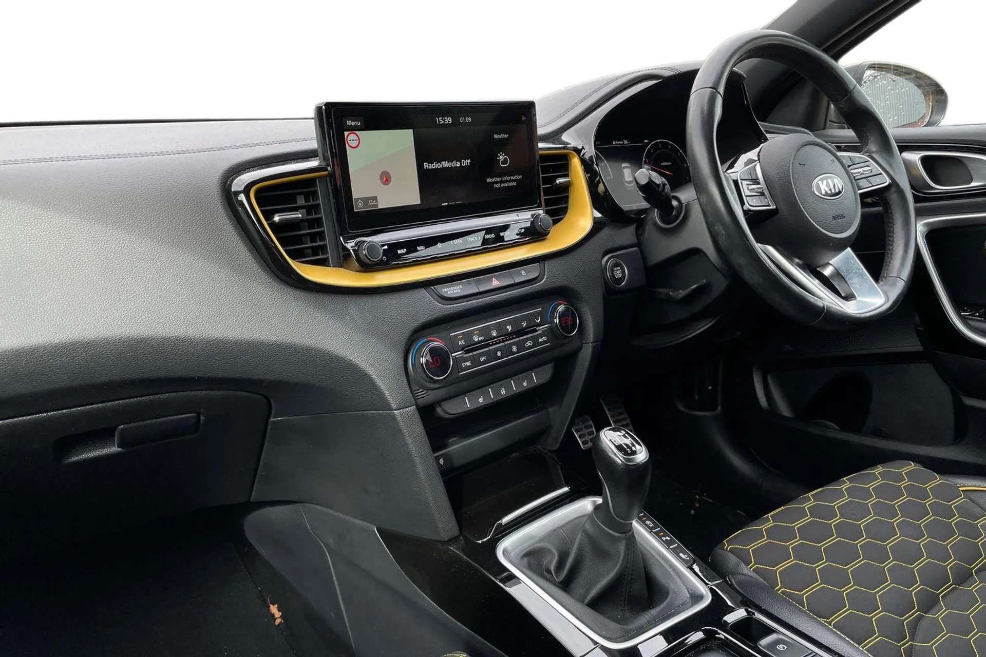 2021 KIA XCEED 2021 KIA XCEED