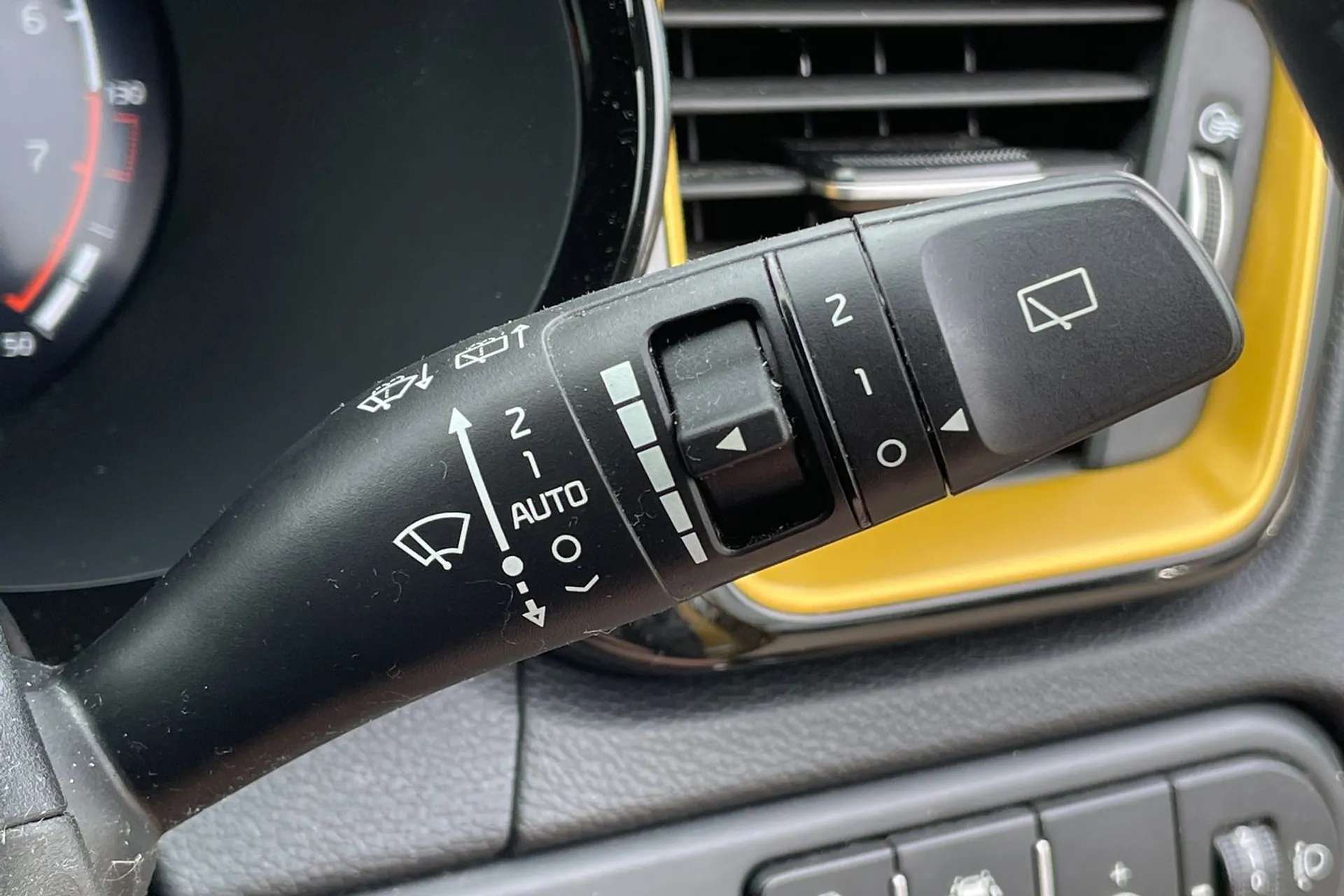 2021 KIA XCEED 2021 KIA XCEED