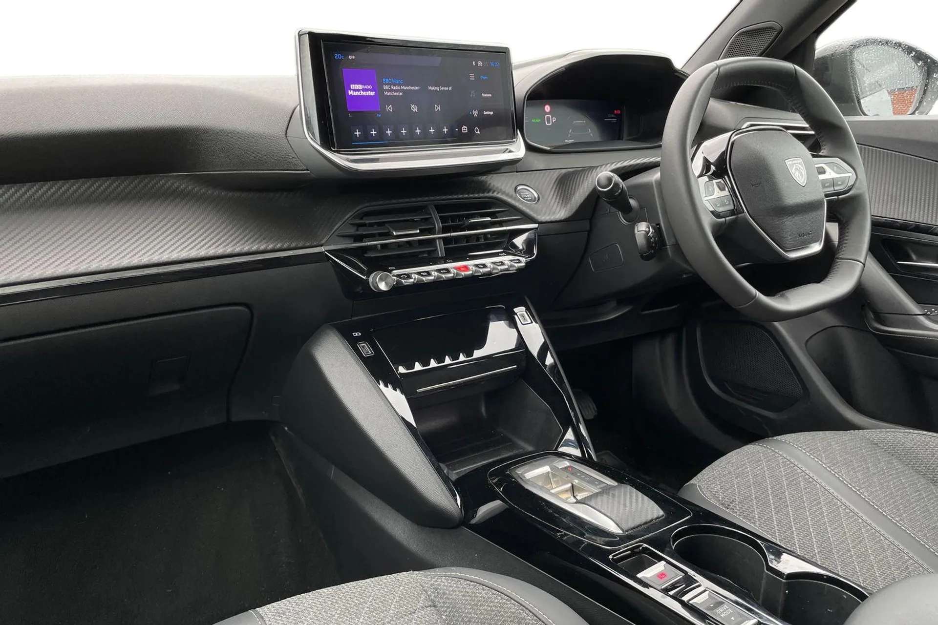 2024 PEUGEOT 2008 2024 PEUGEOT 2008