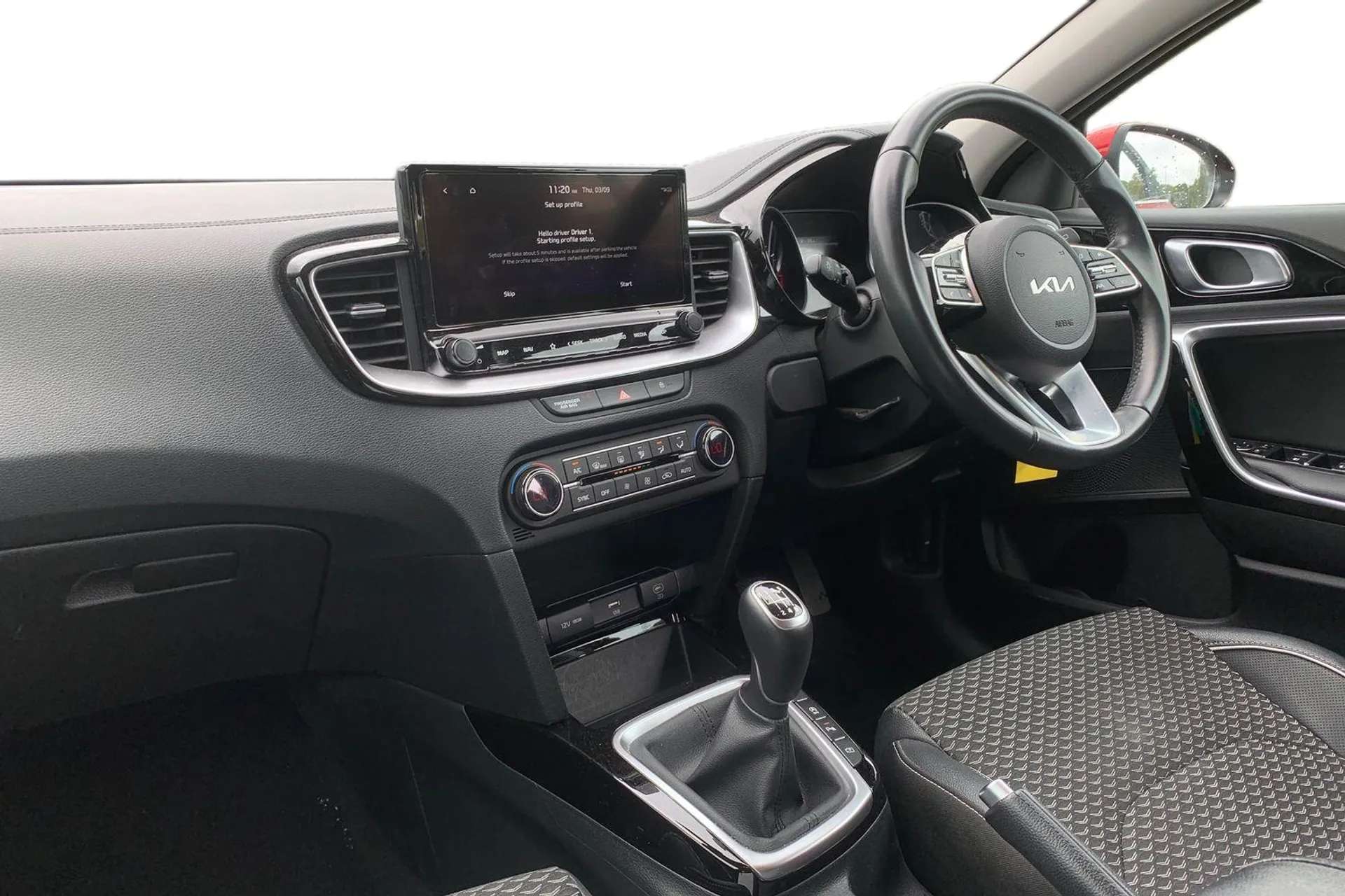 2023 KIA CEED 2023 KIA CEED