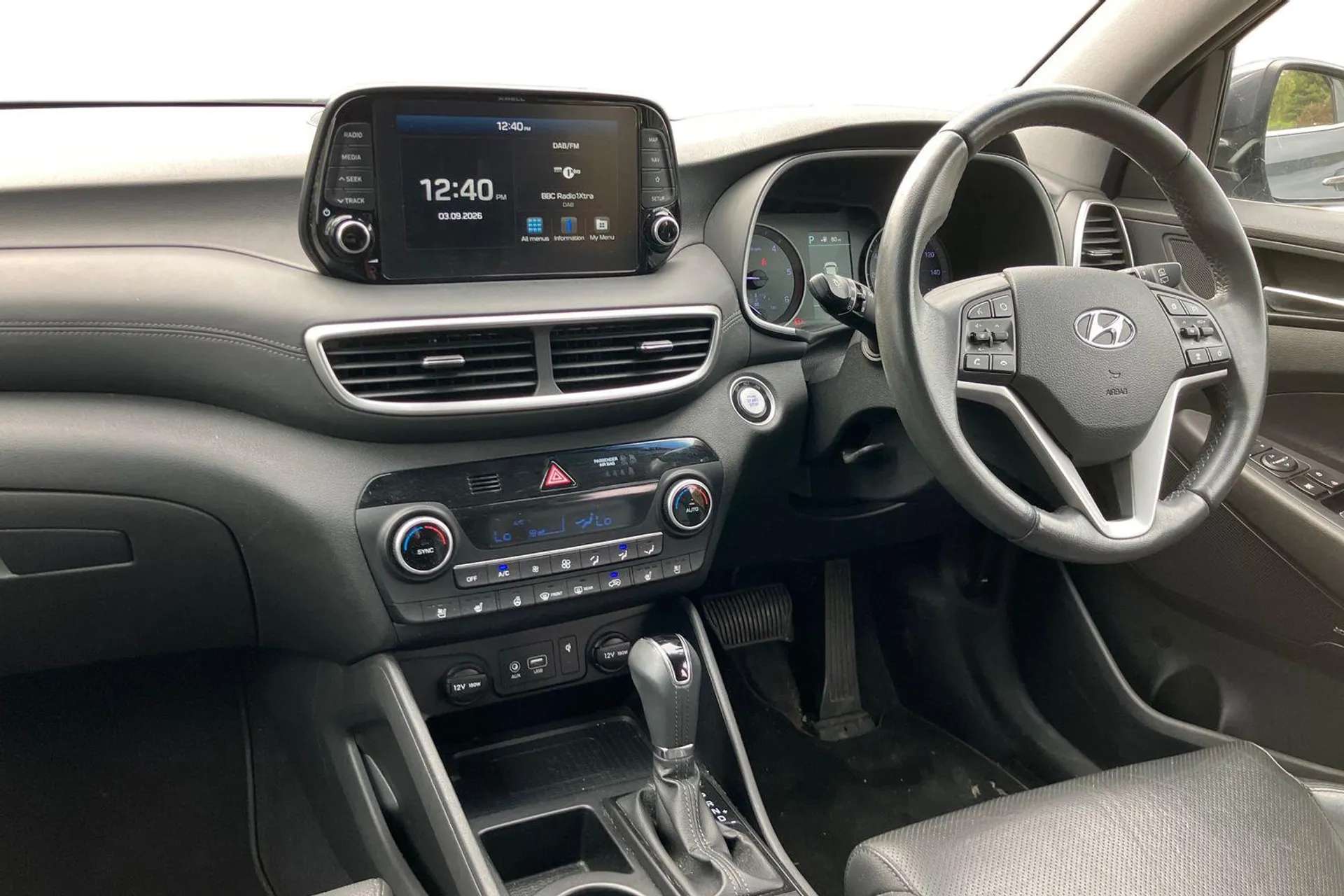 A 2019 HYUNDAI TUCSON 2.0 CRDi 48V MHD Premium SE 5dr 4WD DCT [Electric tilt/slide panoramic sunroof, Isofix, Adaptive cruise control with Stop and Go, Around view monitor, A 2019 HYUNDAI TUCSON 2.0 CRDi 48V MHD Premium SE 5dr 4WD DCT [Electric tilt/slide panoramic sunroof, Isofix, Adaptive cruise control with Stop and Go, Around view monitor,
