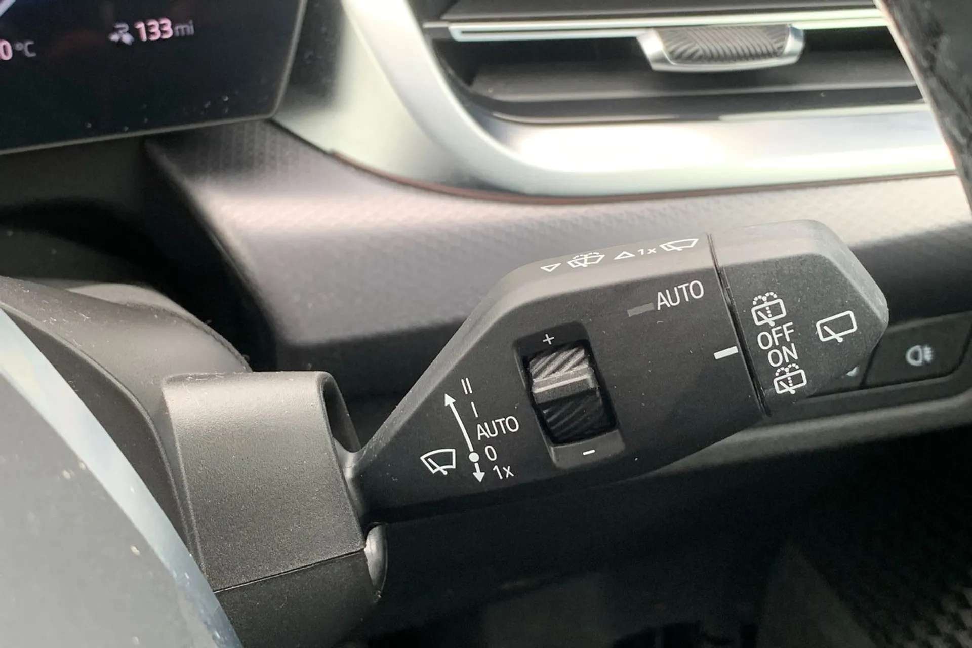 2023 BMW IX1 2023 BMW IX1
