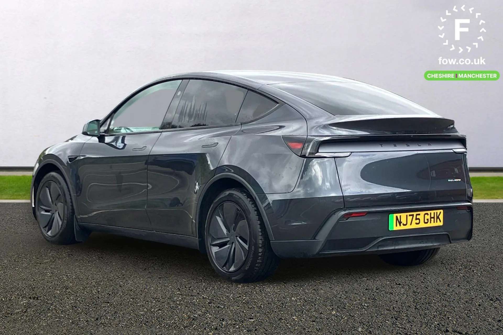 2025 TESLA MODEL Y 2025 TESLA MODEL Y