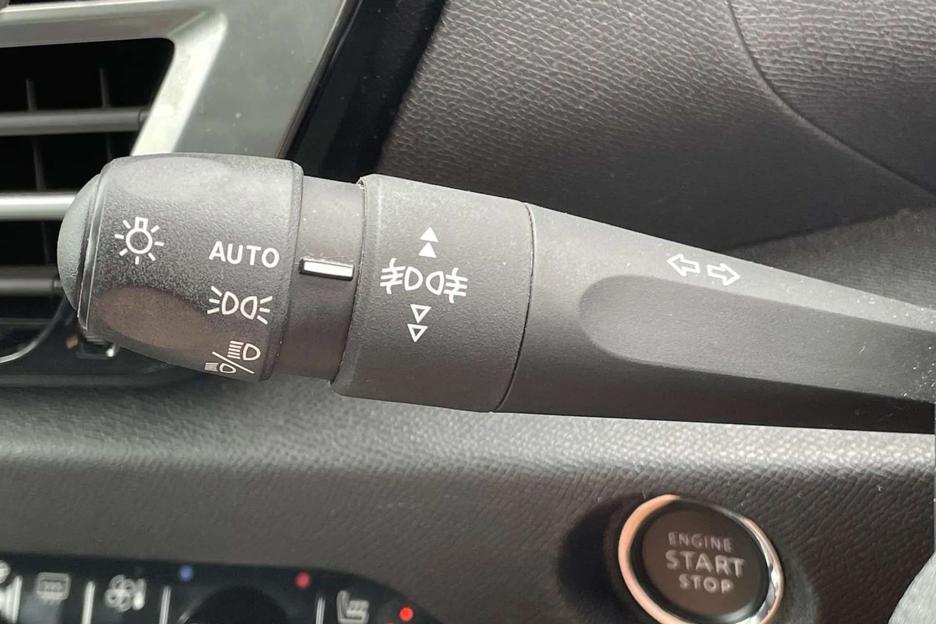 2023 CITROEN C4 2023 CITROEN C4