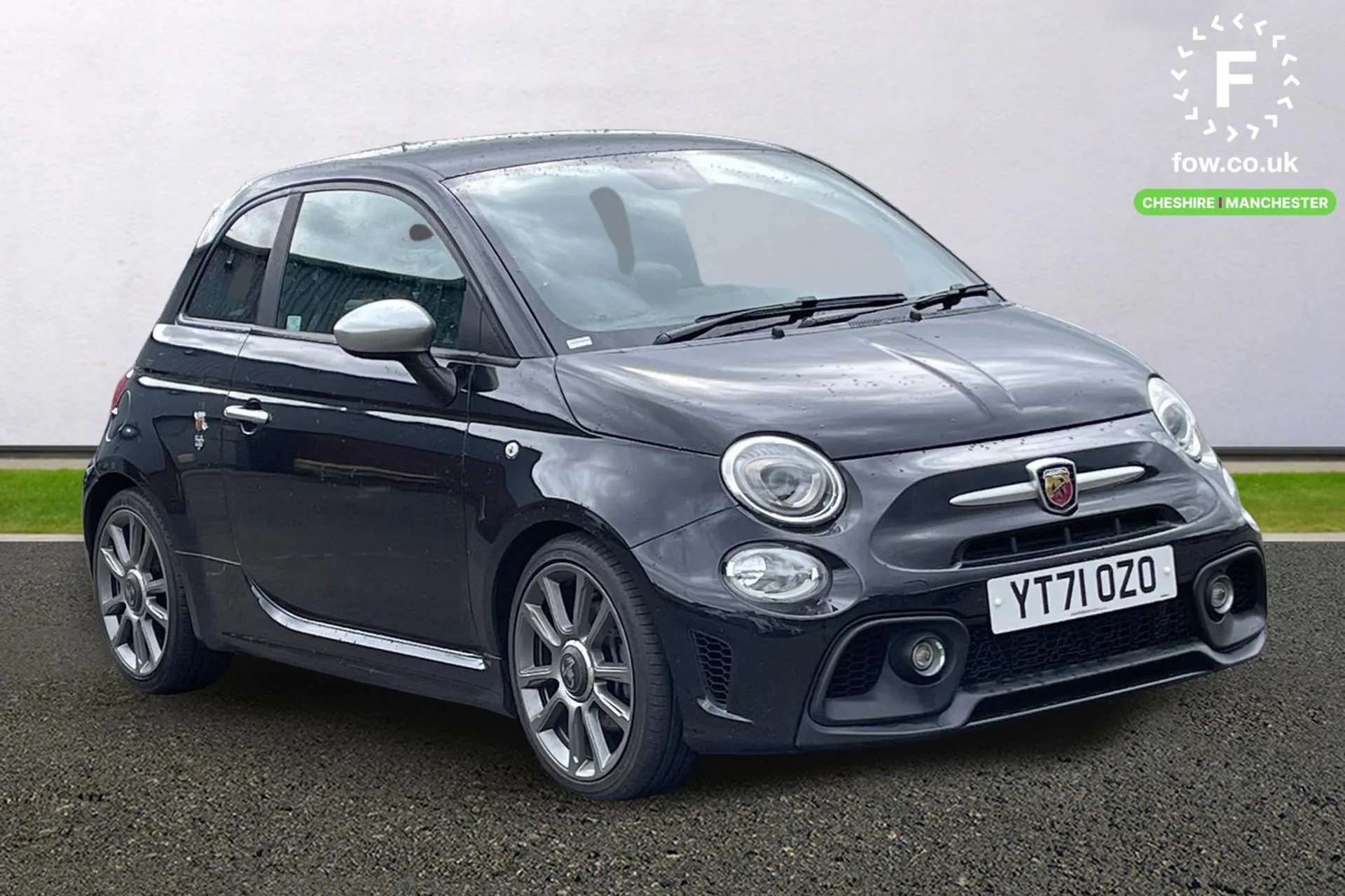 2021 ABARTH 595 2021 ABARTH 595