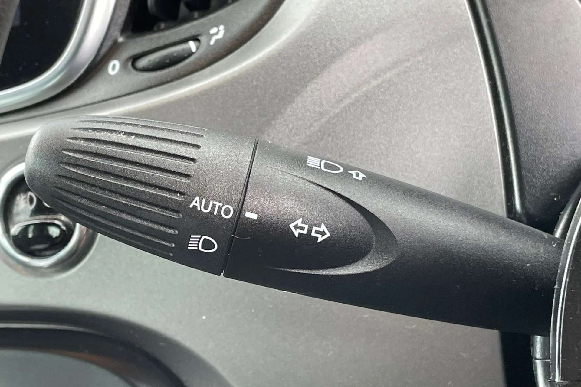 2021 ABARTH 595 2021 ABARTH 595