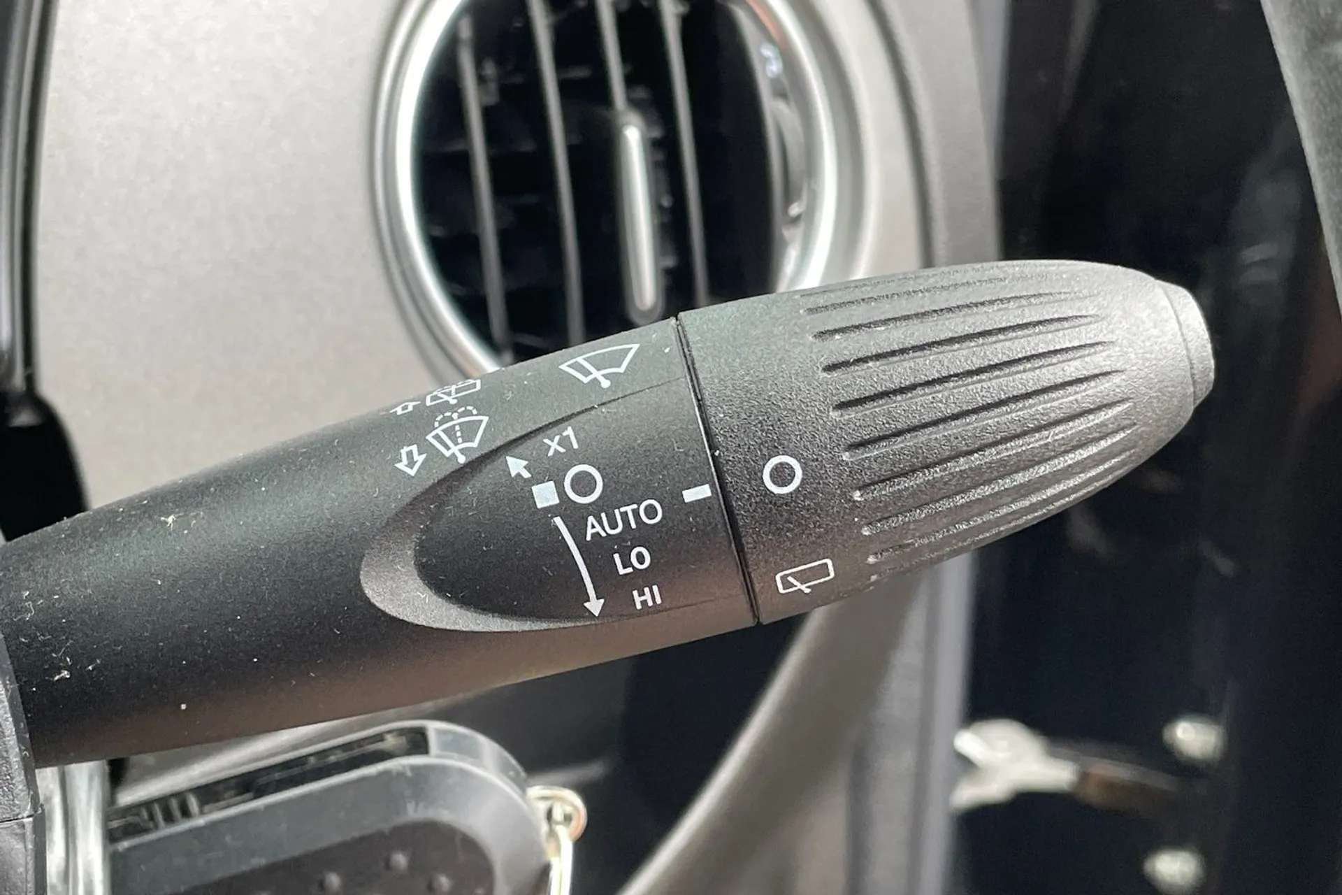2021 ABARTH 595 2021 ABARTH 595