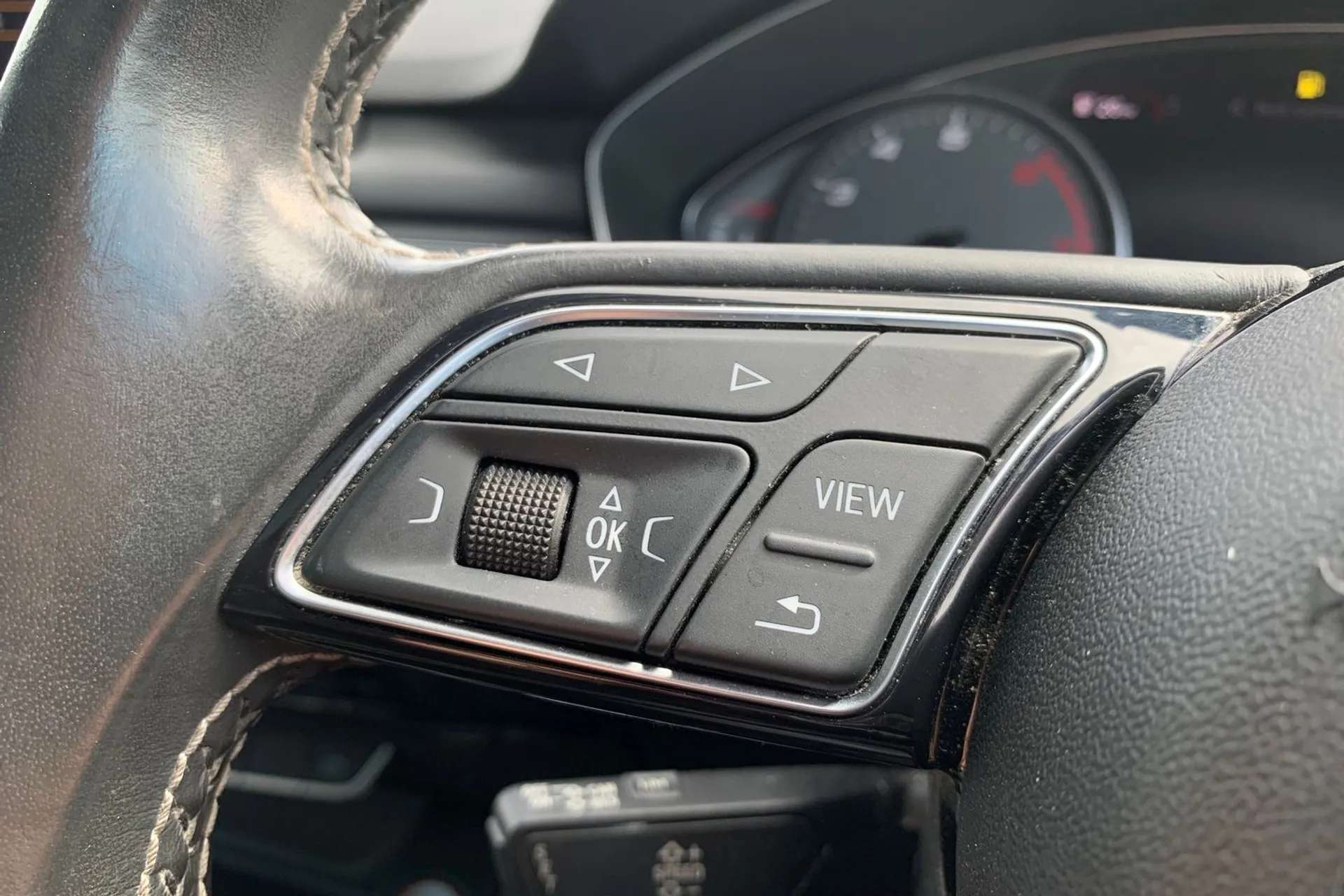 2017 AUDI A4 2017 AUDI A4