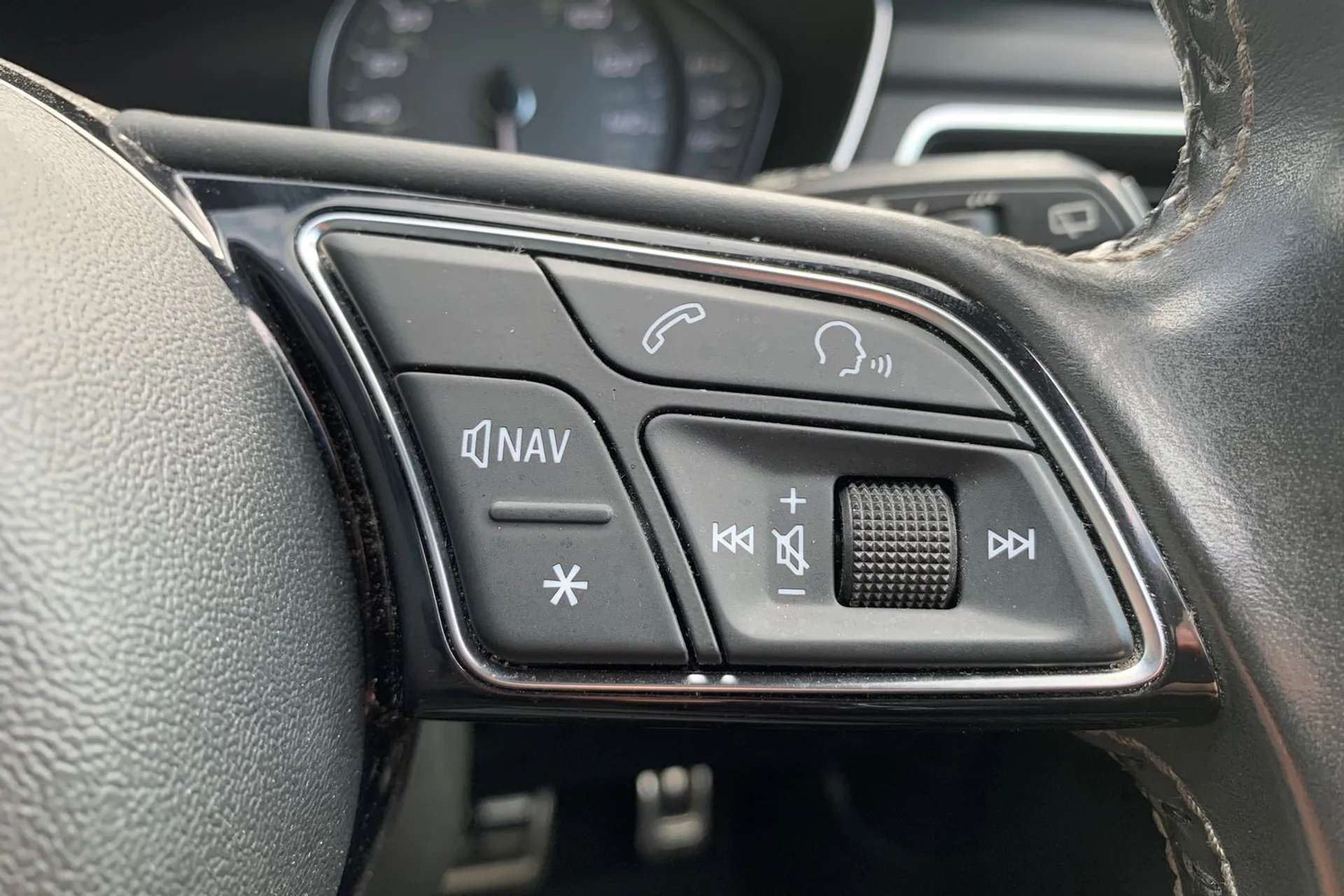 2017 AUDI A4 2017 AUDI A4