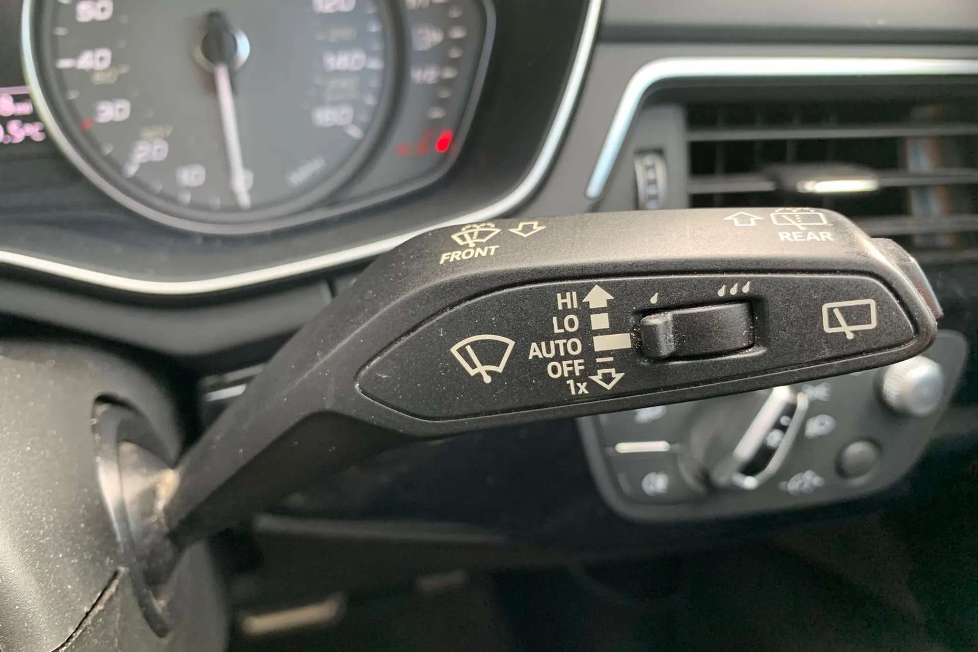 2017 AUDI A4 2017 AUDI A4