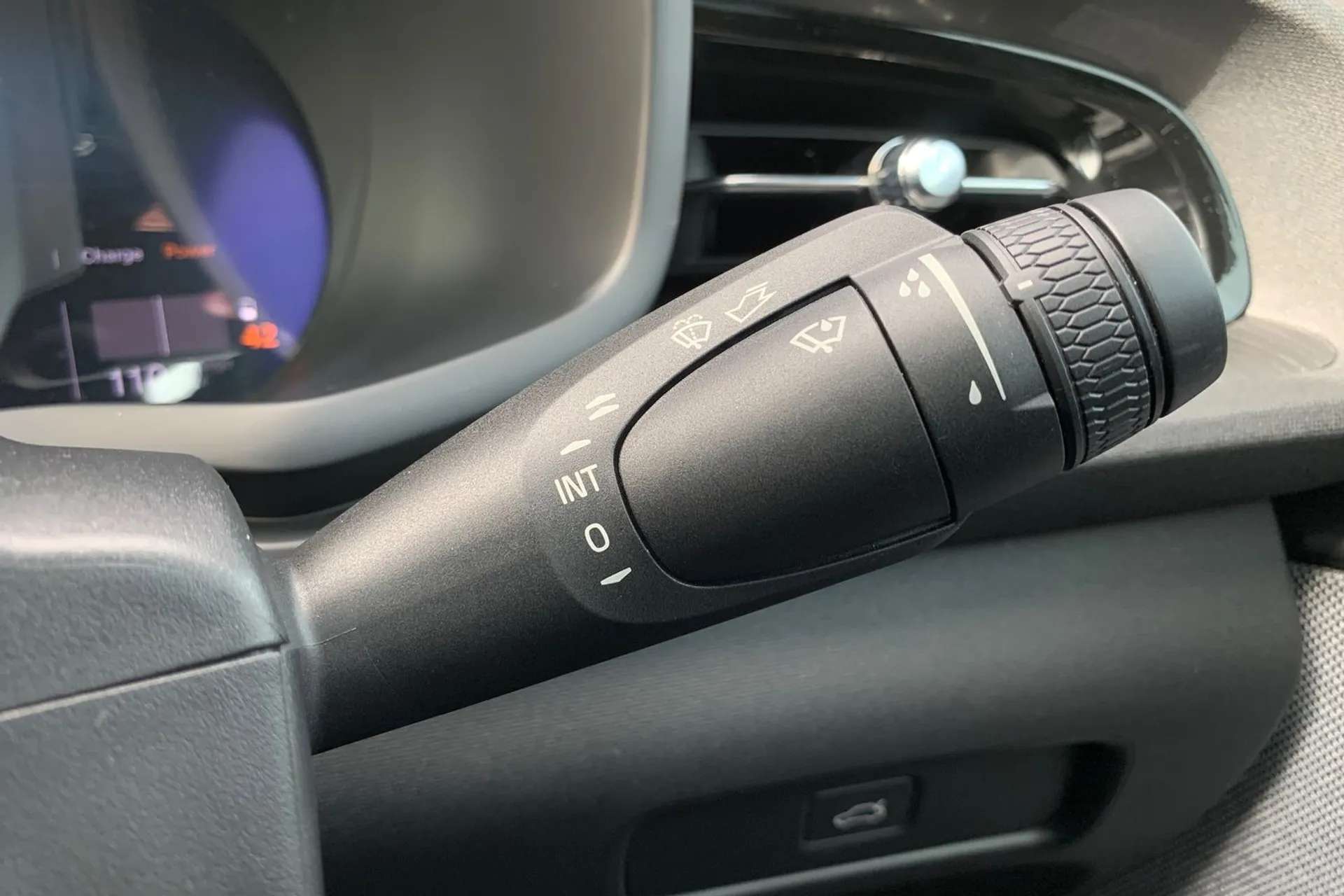 2023 POLESTAR 2 2023 POLESTAR 2
