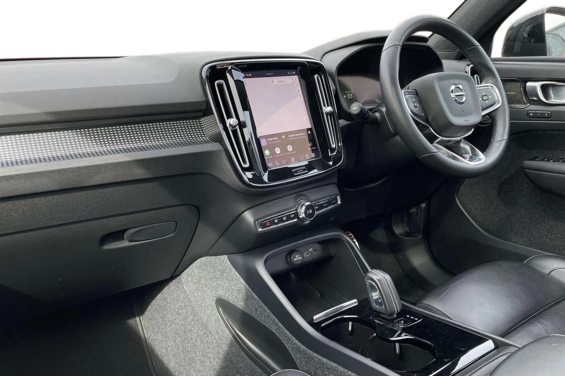 A 2021 VOLVO XC40 300kW Recharge Twin Pro 78kWh 5dr AWD Auto [ Premium Sound by Harman Kardon, Rear park assist camera, Driver assistance (pilot assist and adaptive cru A 2021 VOLVO XC40 300kW Recharge Twin Pro 78kWh 5dr AWD Auto [ Premium Sound by Harman Kardon, Rear park assist camera, Driver assistance (pilot assist and adaptive cru