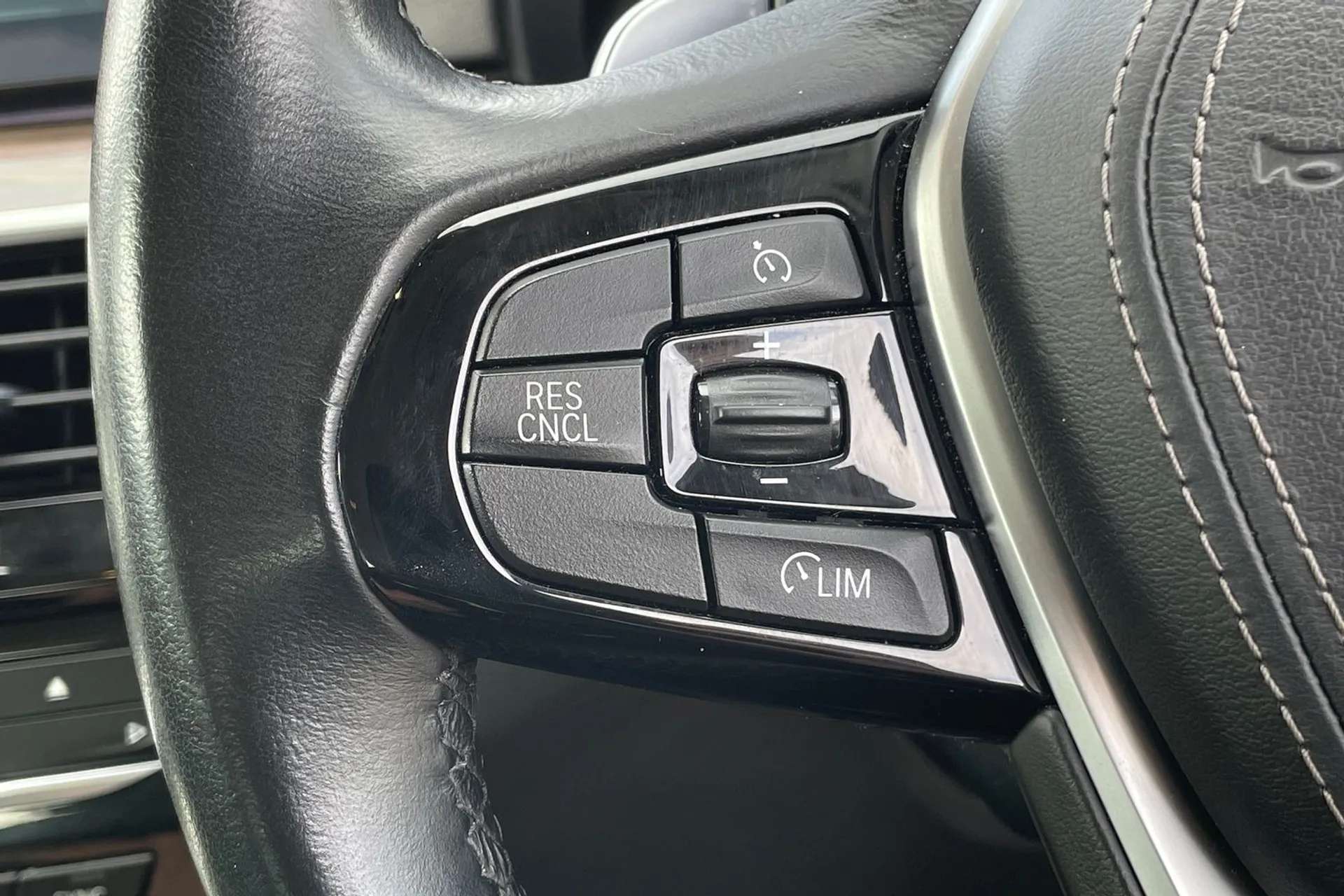 2019 BMW 5 SERIES 2019 BMW 5 SERIES