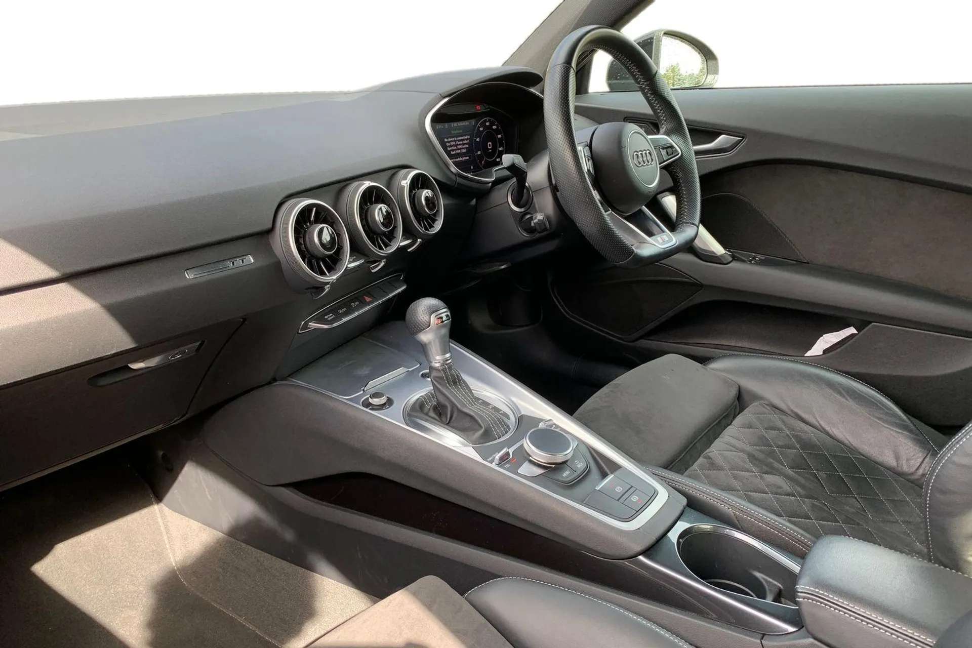 2023 AUDI TT 2023 AUDI TT