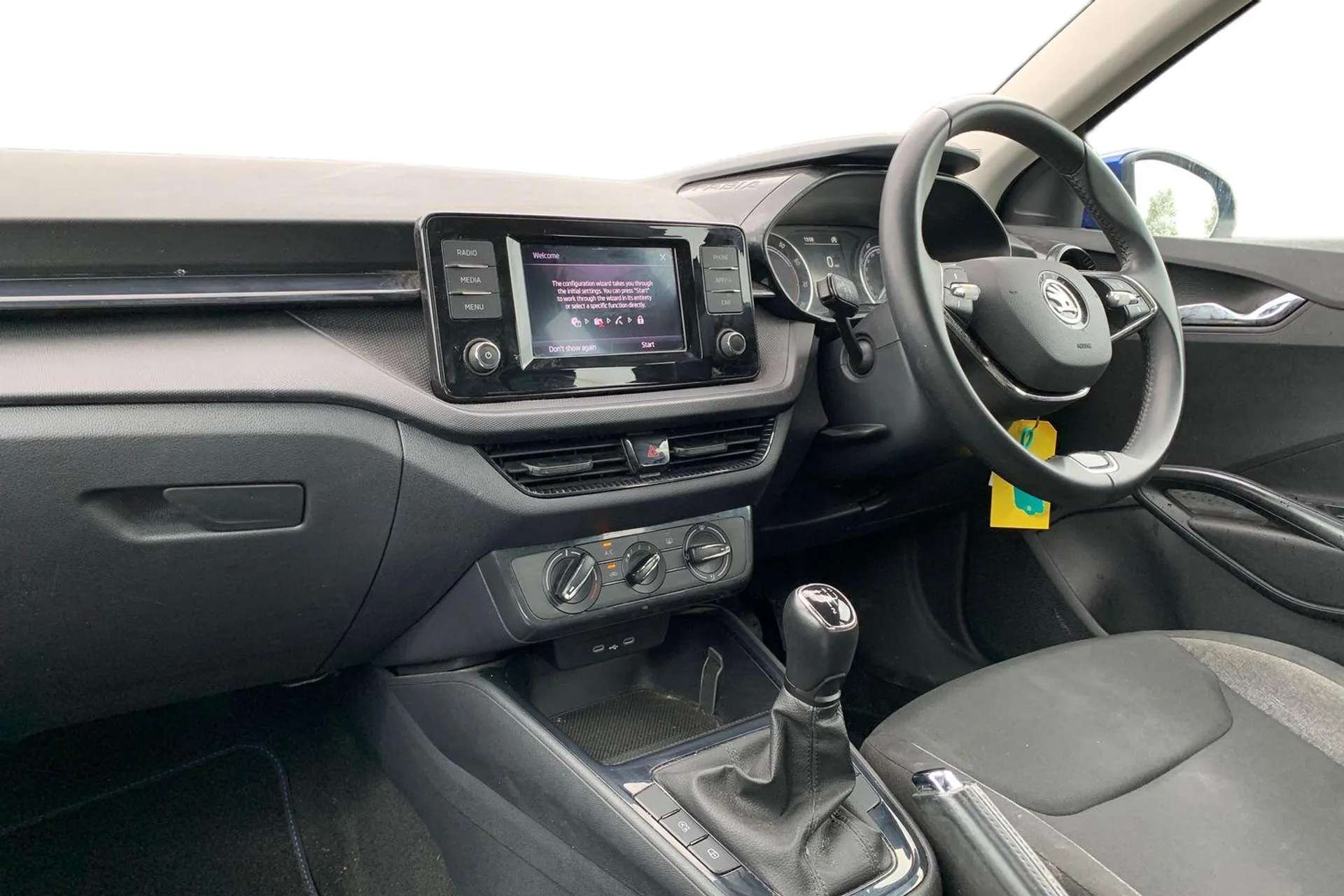 A 2023 SKODA FABIA 1.0 TSI SE Comfort 5dr [ Radio Swing with 6.5" colour display, LED daytime running lights with coming and leaving home feature, Auxiliary socket for e A 2023 SKODA FABIA 1.0 TSI SE Comfort 5dr [ Radio Swing with 6.5" colour display, LED daytime running lights with coming and leaving home feature, Auxiliary socket for e