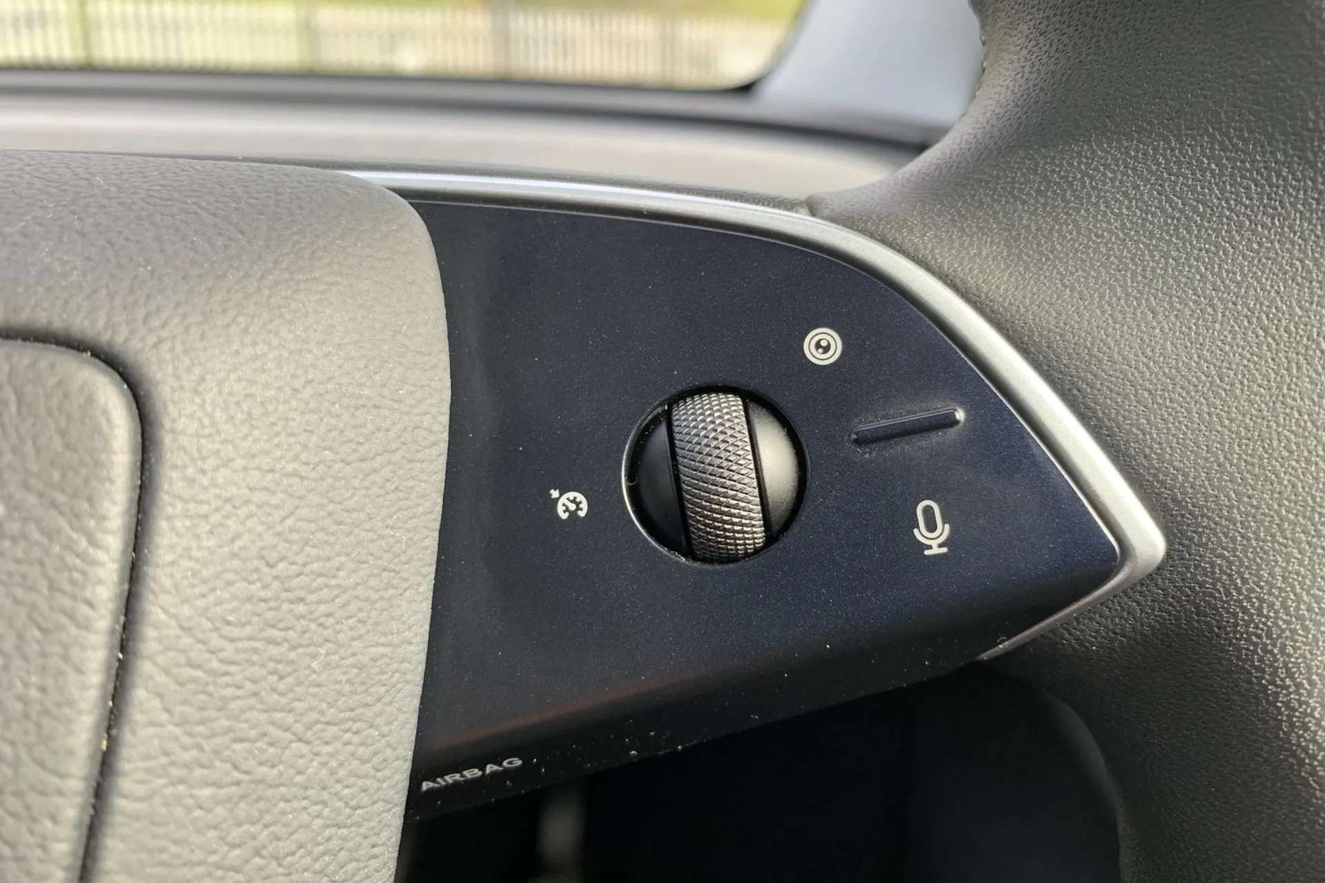 2025 TESLA MODEL Y 2025 TESLA MODEL Y