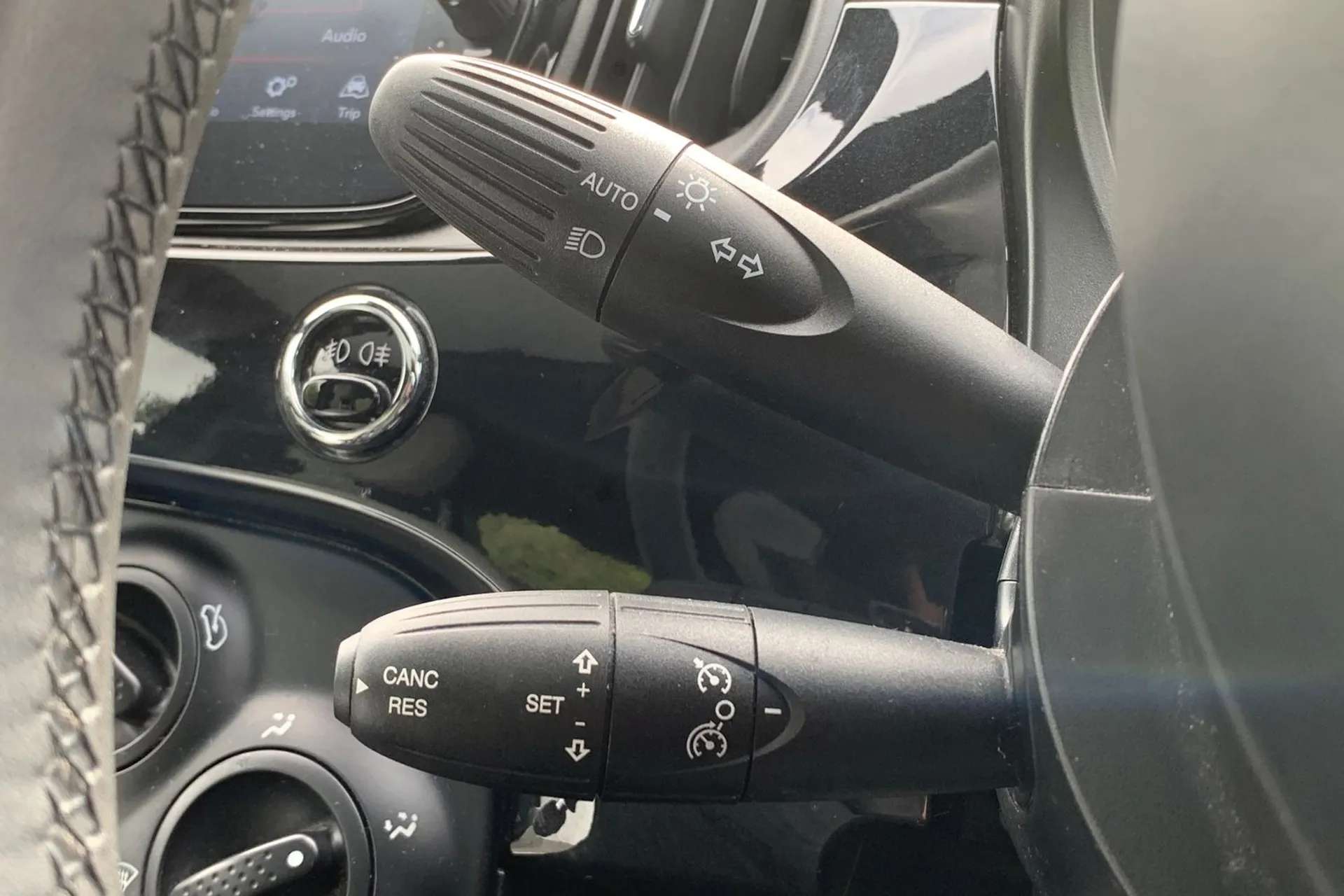 2023 FIAT 500 2023 FIAT 500