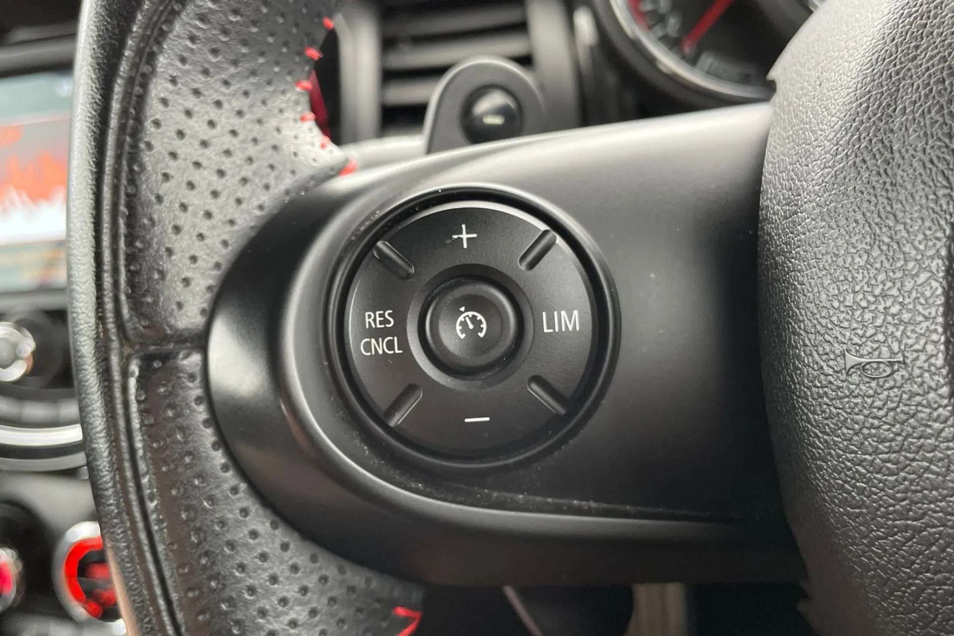 2018 MINI CONVERTIBLE 2018 MINI CONVERTIBLE