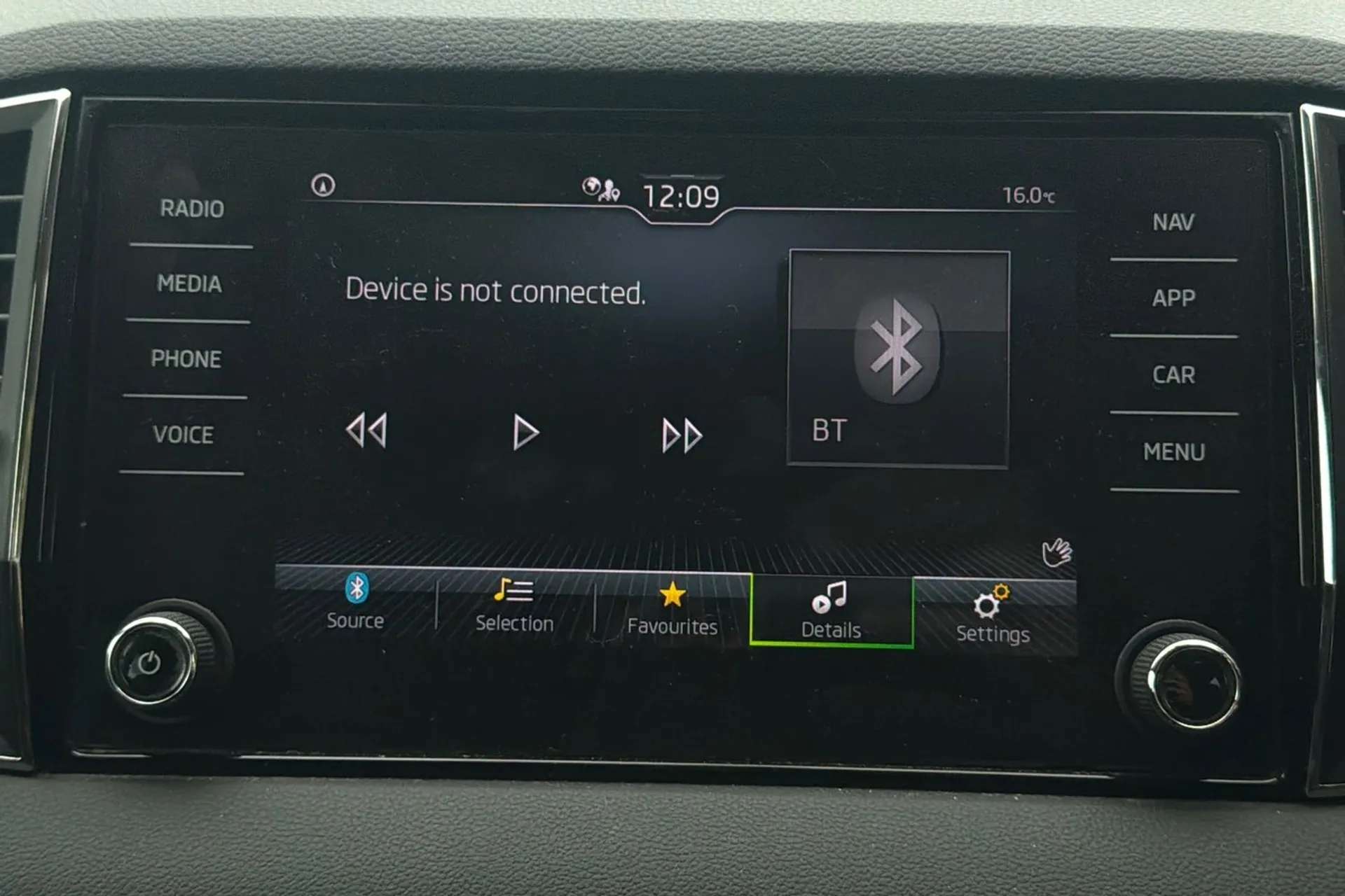 2022 SKODA KAROQ 2022 SKODA KAROQ