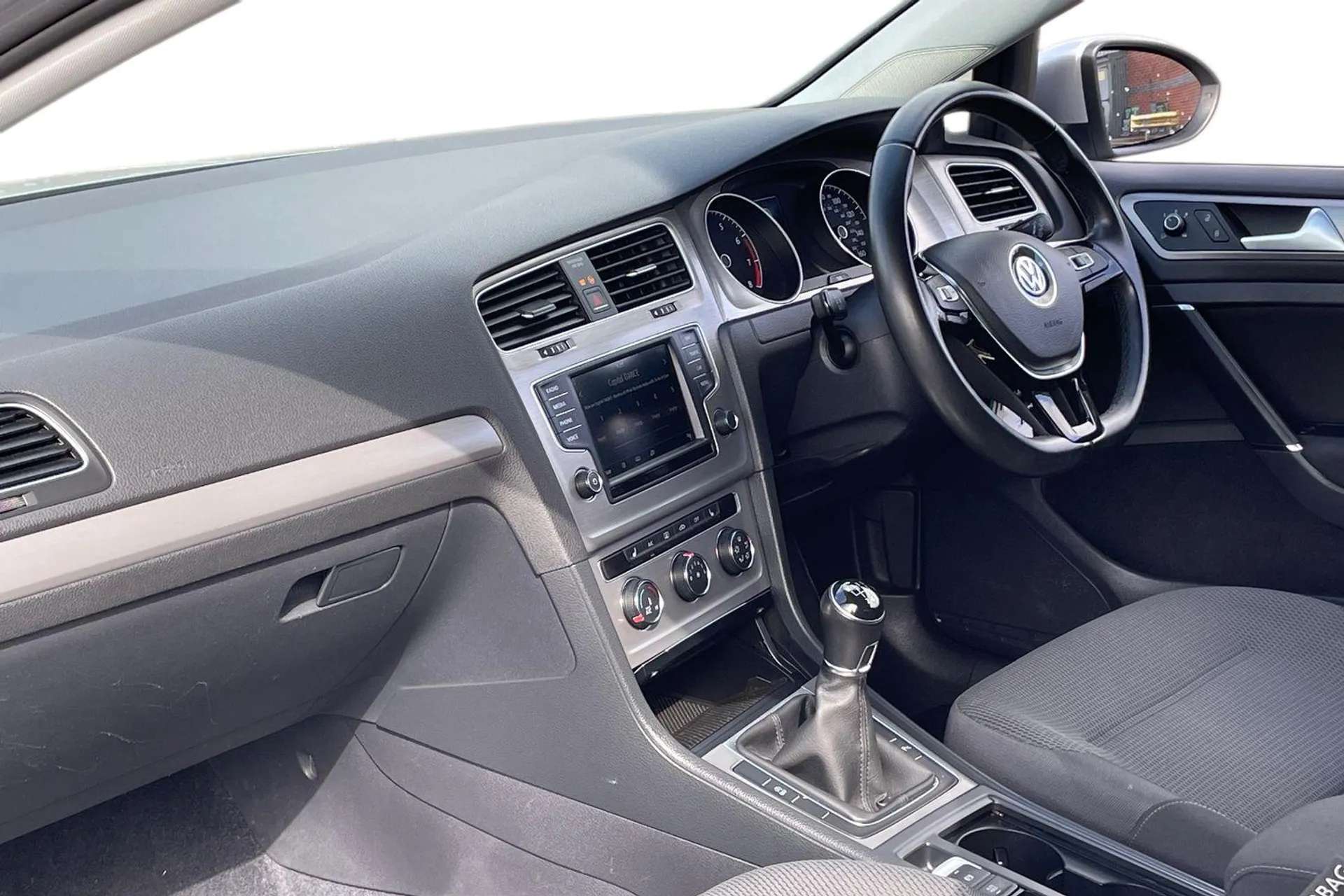 2017 VOLKSWAGEN GOLF 2017 VOLKSWAGEN GOLF