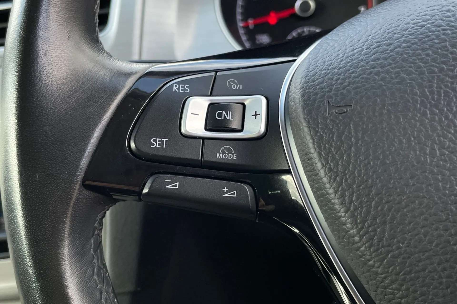 2017 VOLKSWAGEN GOLF 2017 VOLKSWAGEN GOLF