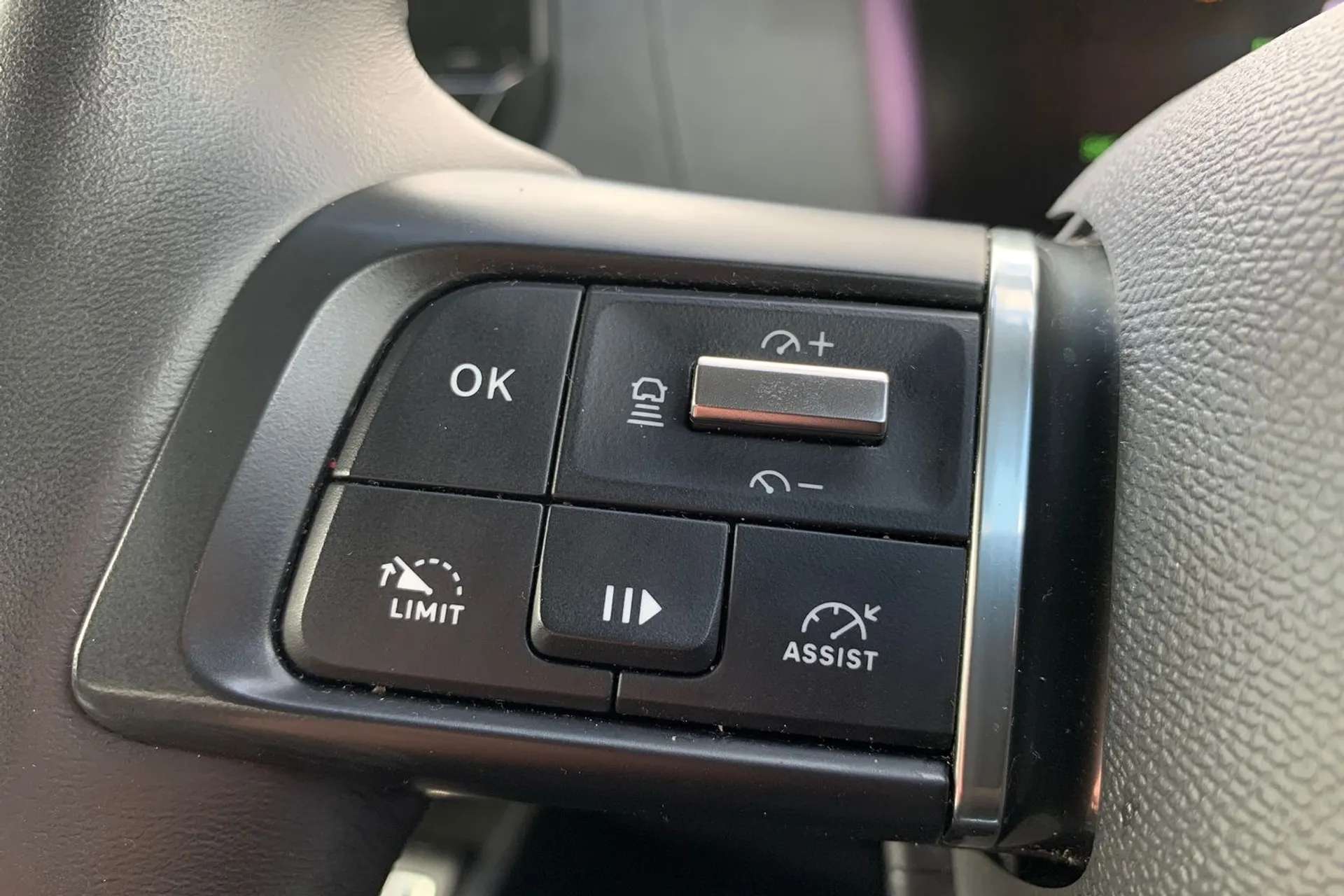 2024 CITROEN C4 X 2024 CITROEN C4 X