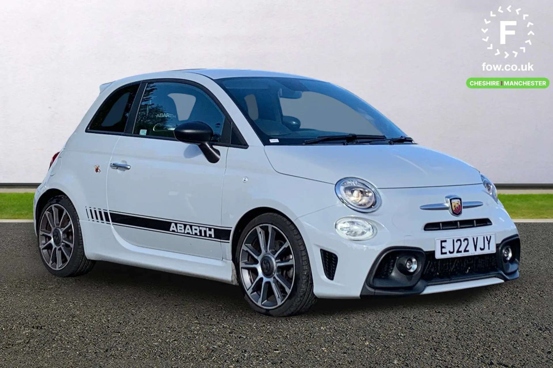 2022 ABARTH 595 2022 ABARTH 595