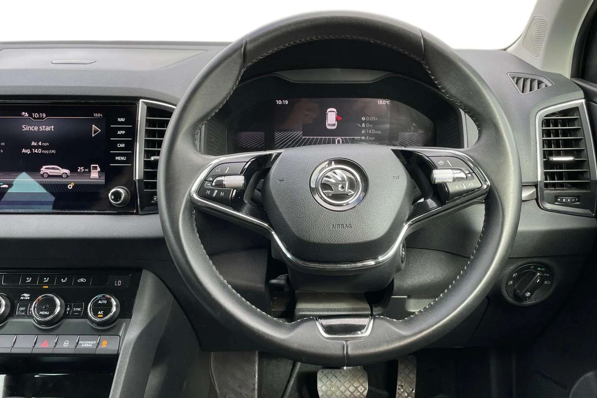 2023 SKODA KAROQ 2023 SKODA KAROQ