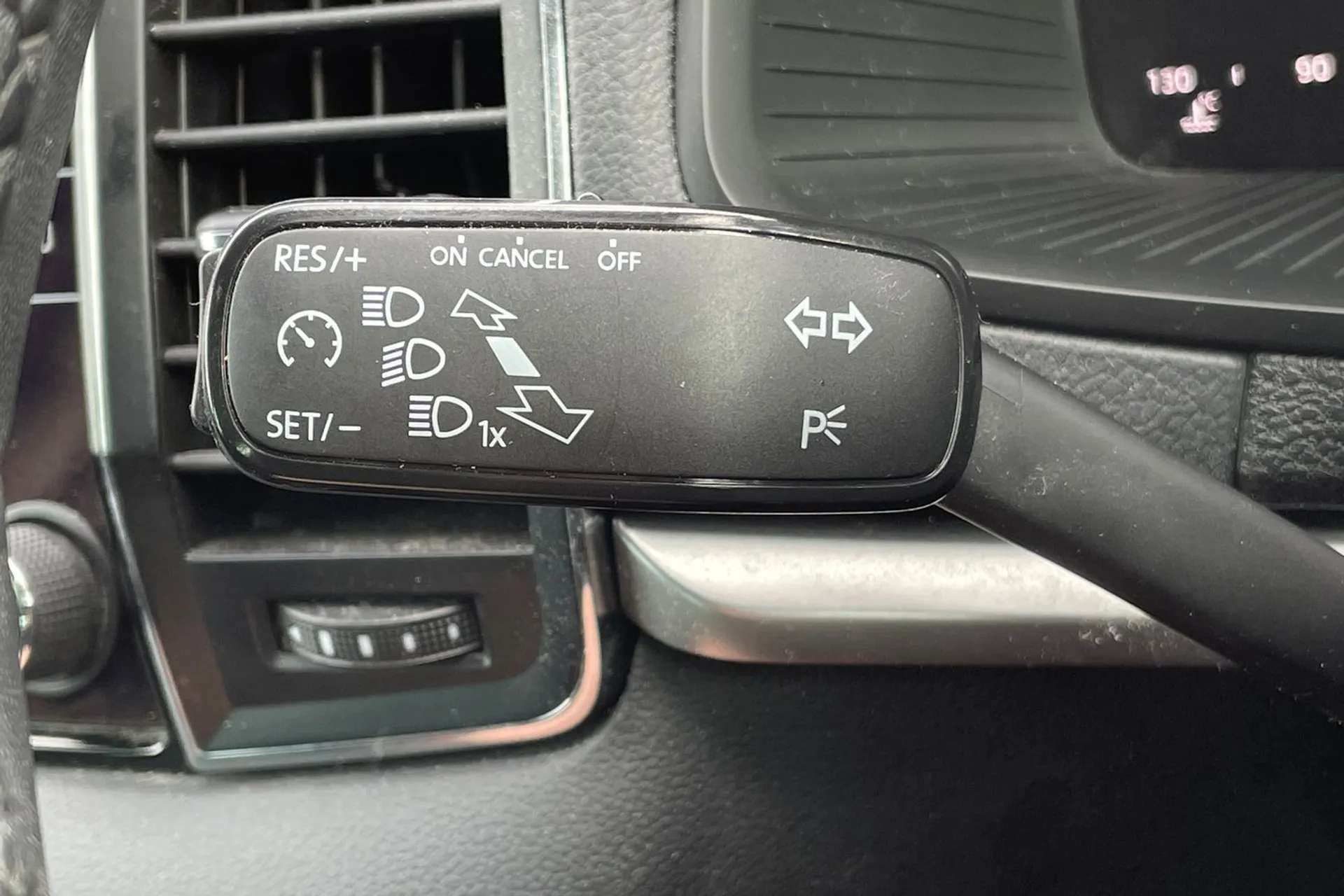 2023 SKODA KAROQ 2023 SKODA KAROQ
