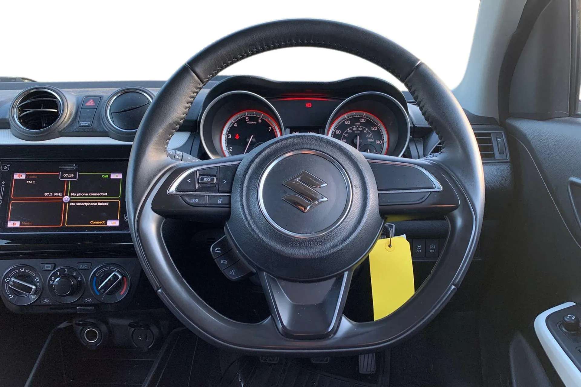 2020 SUZUKI SWIFT 2020 SUZUKI SWIFT