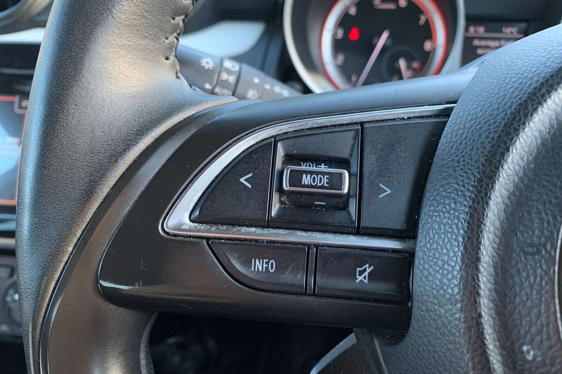2020 SUZUKI SWIFT 2020 SUZUKI SWIFT